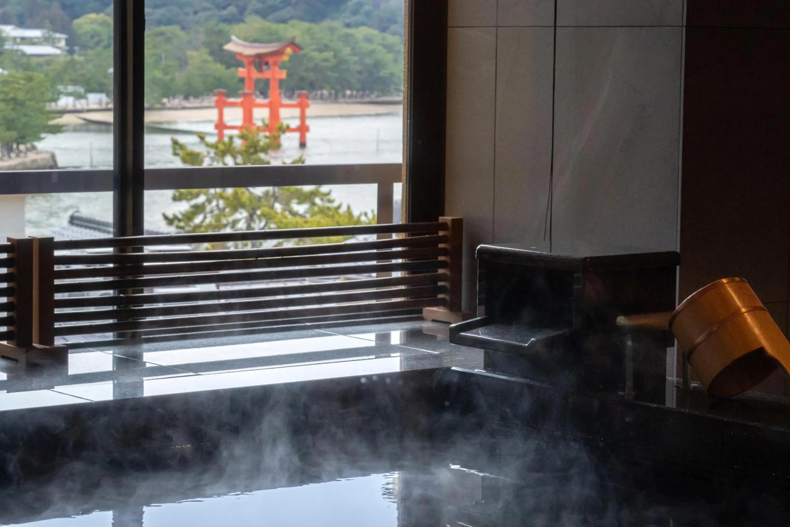 Hot Spring Bath in Kinsuikan