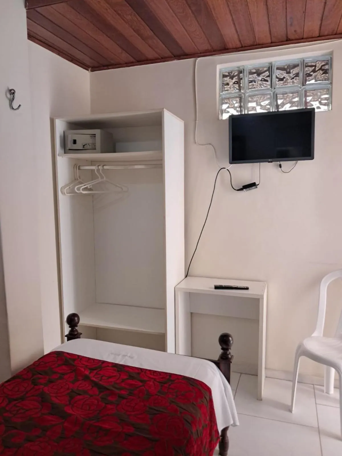 Bed in Hotel Pousada Acácia da Barra