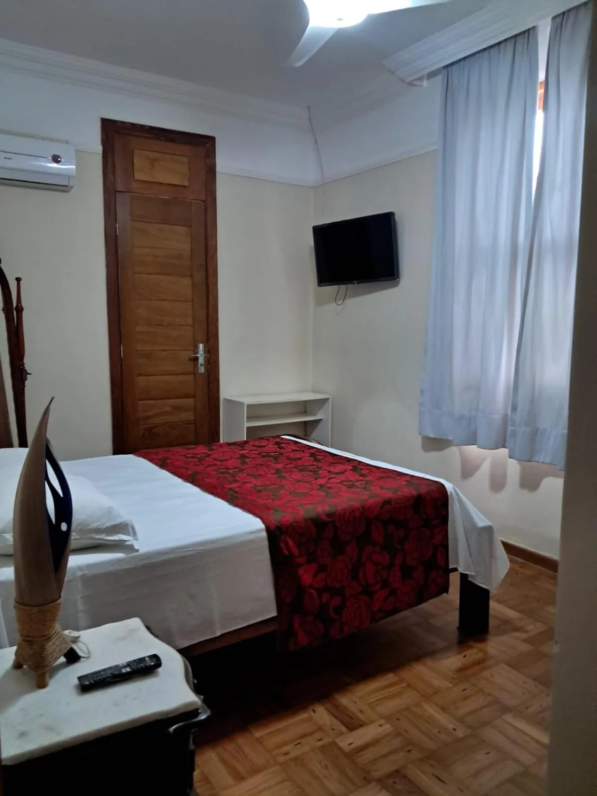 Bed in Hotel Pousada Acácia da Barra