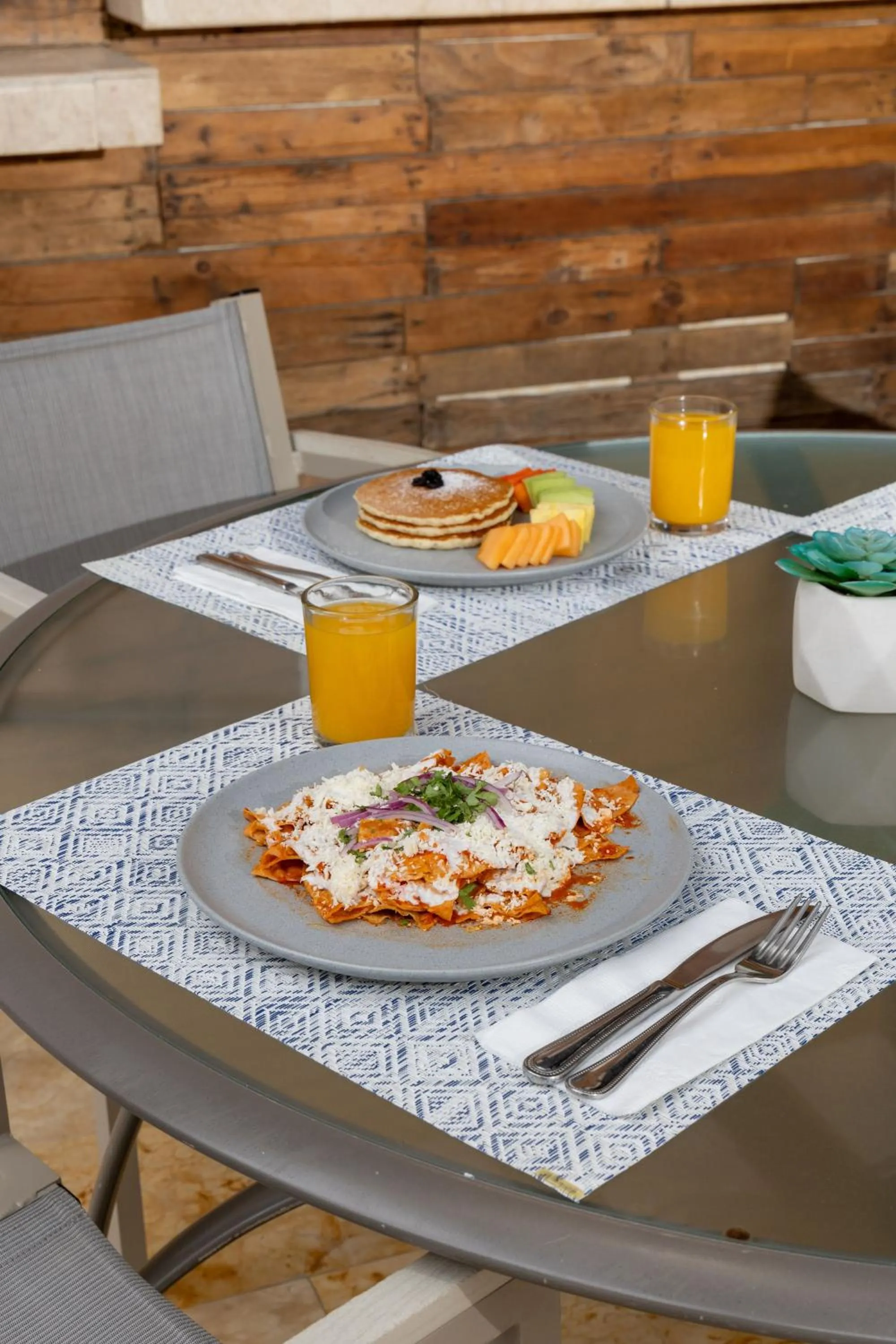 Lunch in Hotel Santa Fe Los Cabos by Villa Group