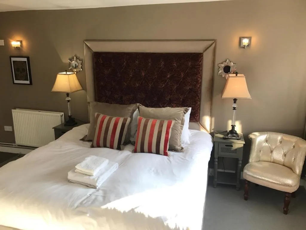 Bed in The Dog At Wingham