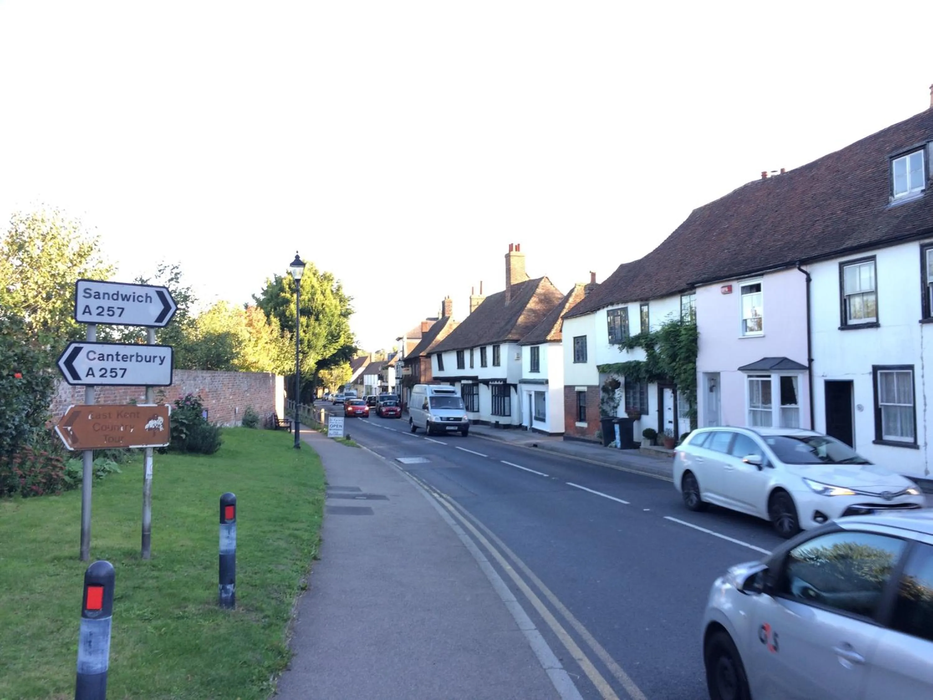 Neighbourhood in The Dog At Wingham