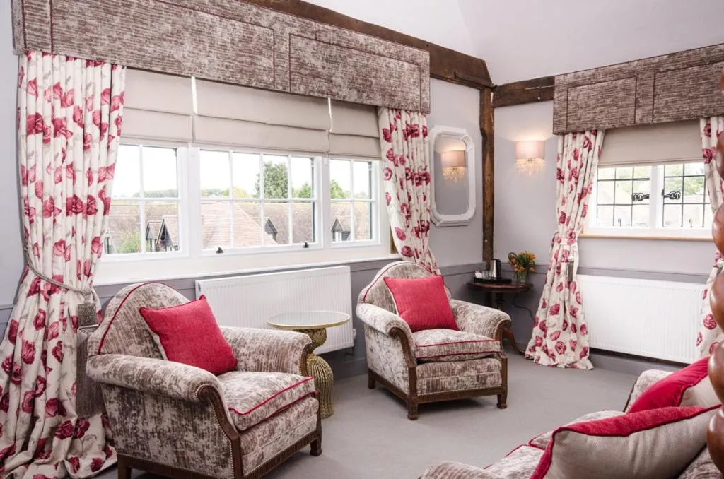 Decorative detail in The Dog At Wingham