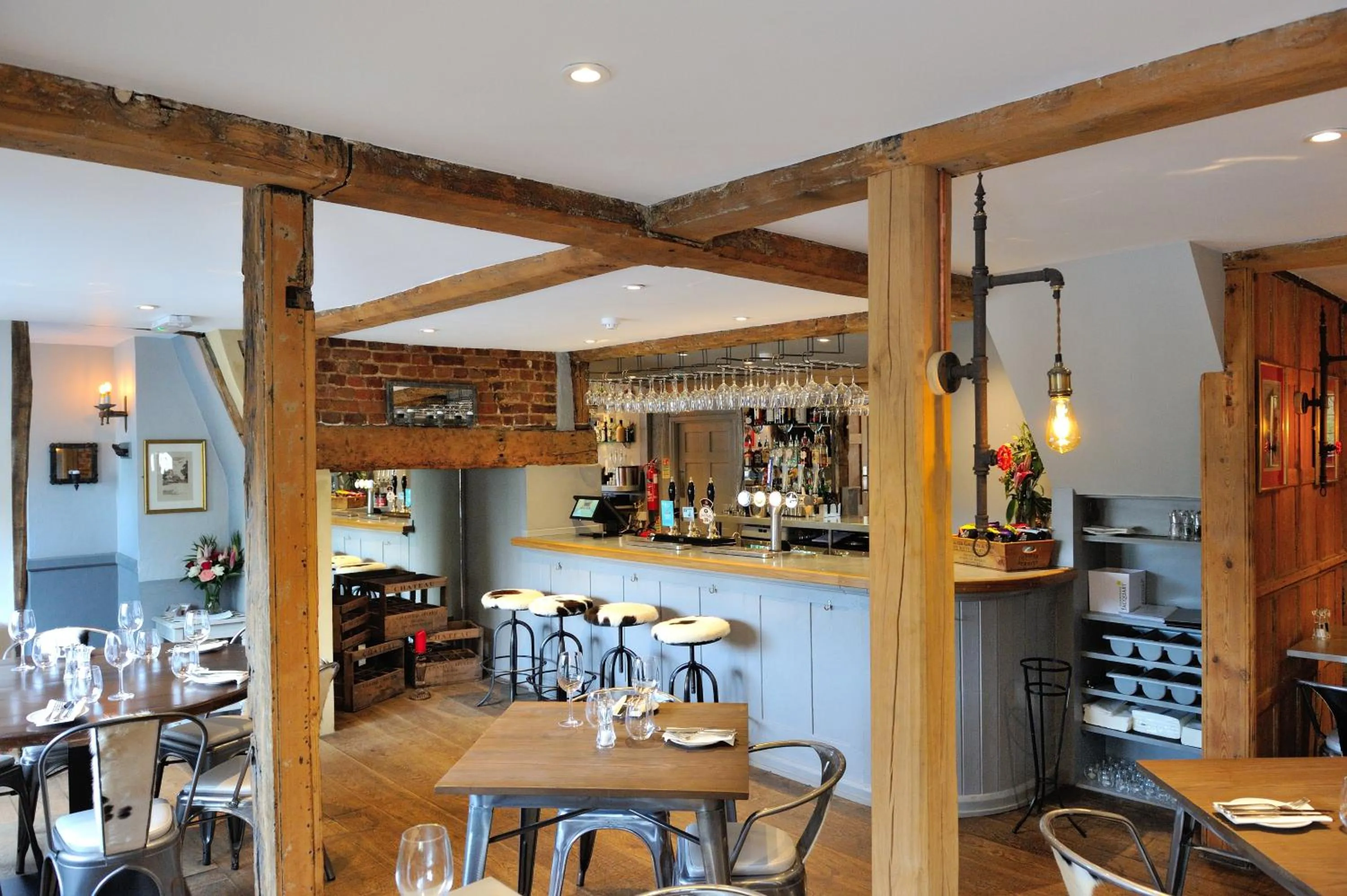 Restaurant/places to eat in The Dog At Wingham