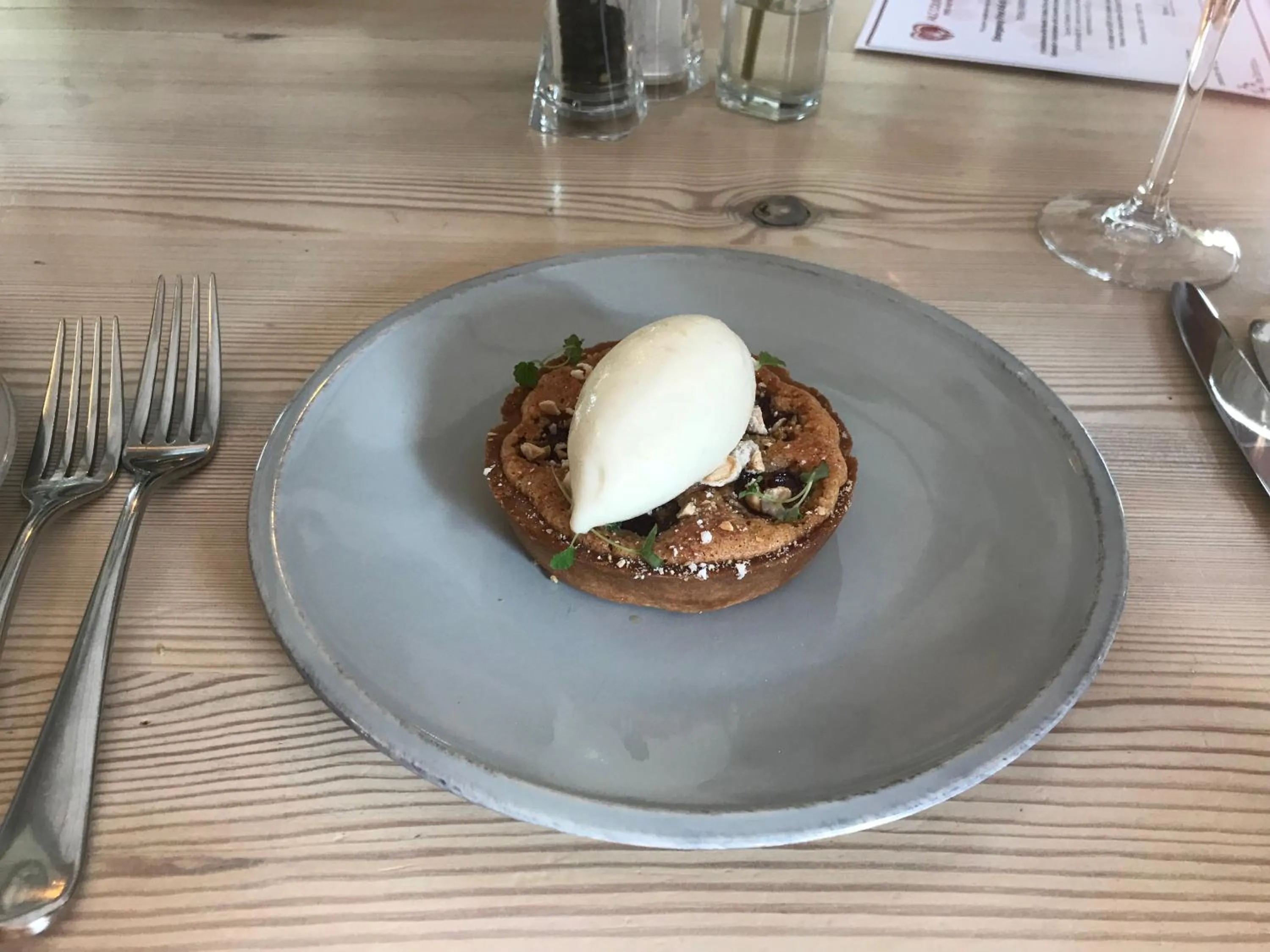 Lunch in The Dog At Wingham