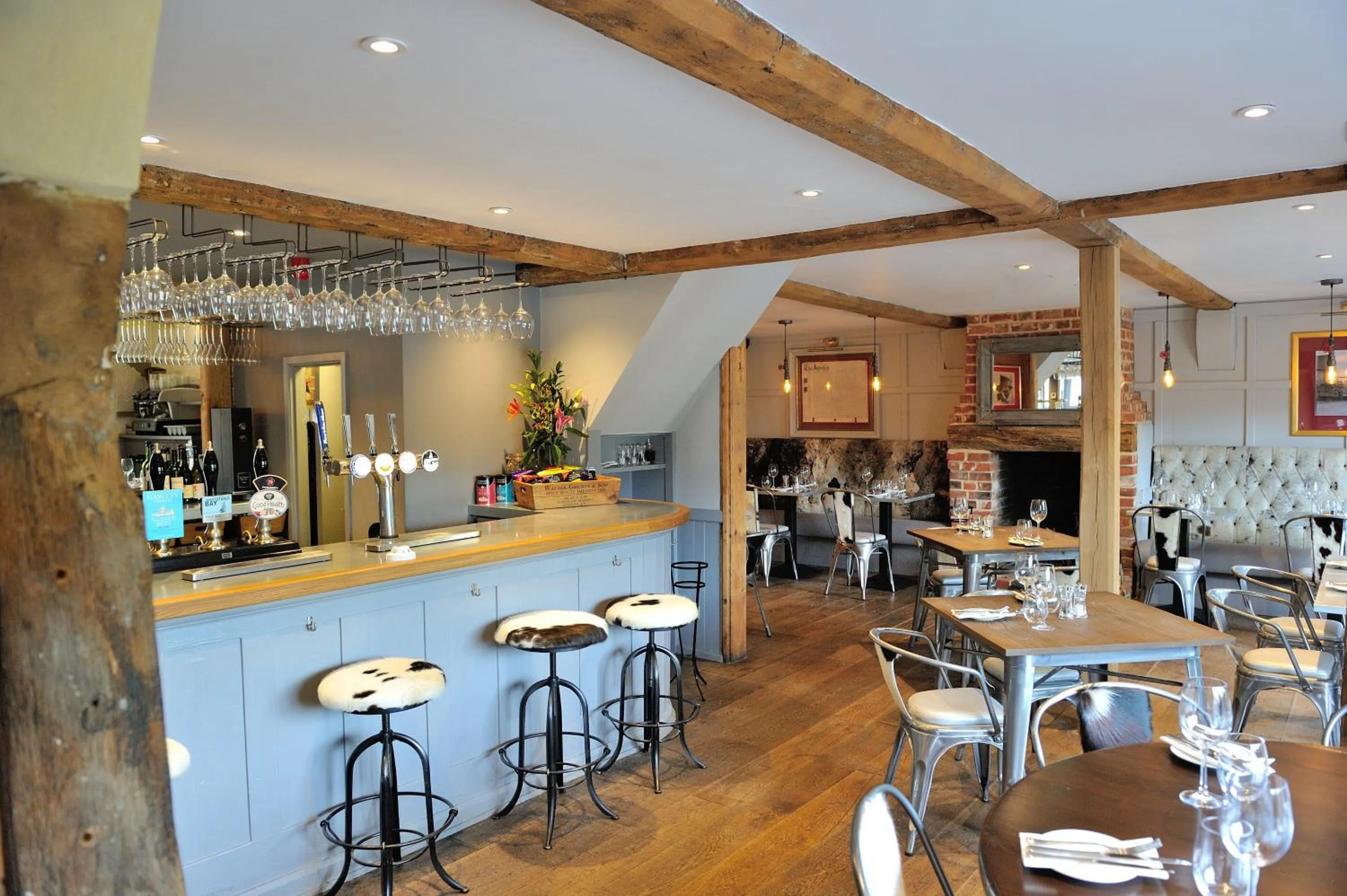 Restaurant/places to eat in The Dog At Wingham