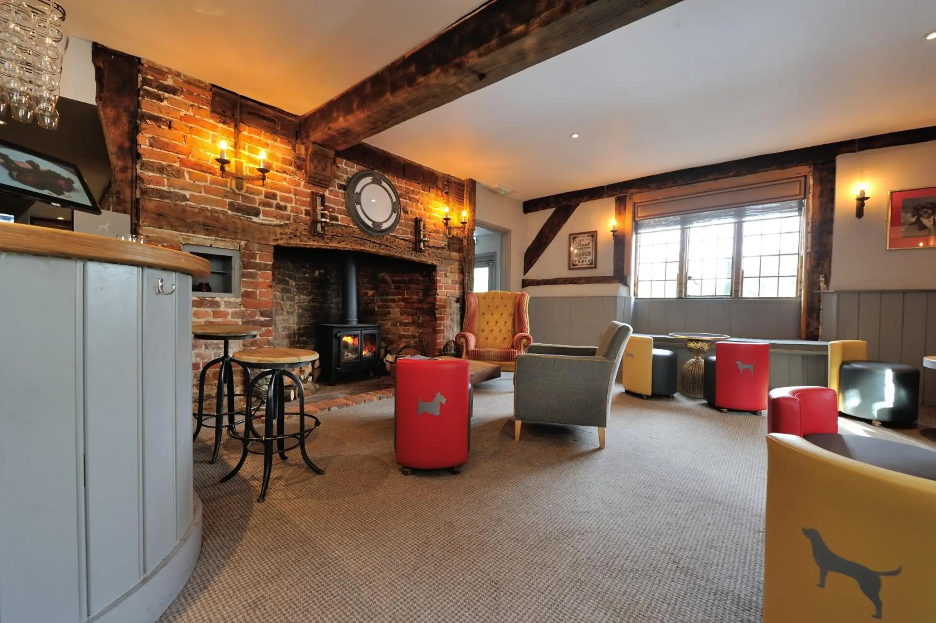 Lounge or bar in The Dog At Wingham Lounge or bar in The Dog At Wingham