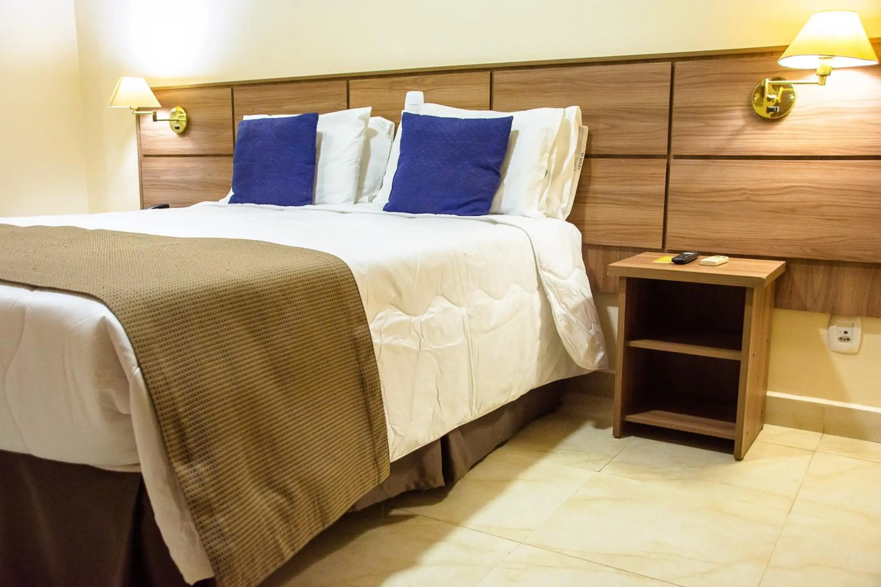 Bedroom, Bed in Fenix Hotel Pouso Alegre Bedroom, Bed in Fenix Hotel Pouso Alegre