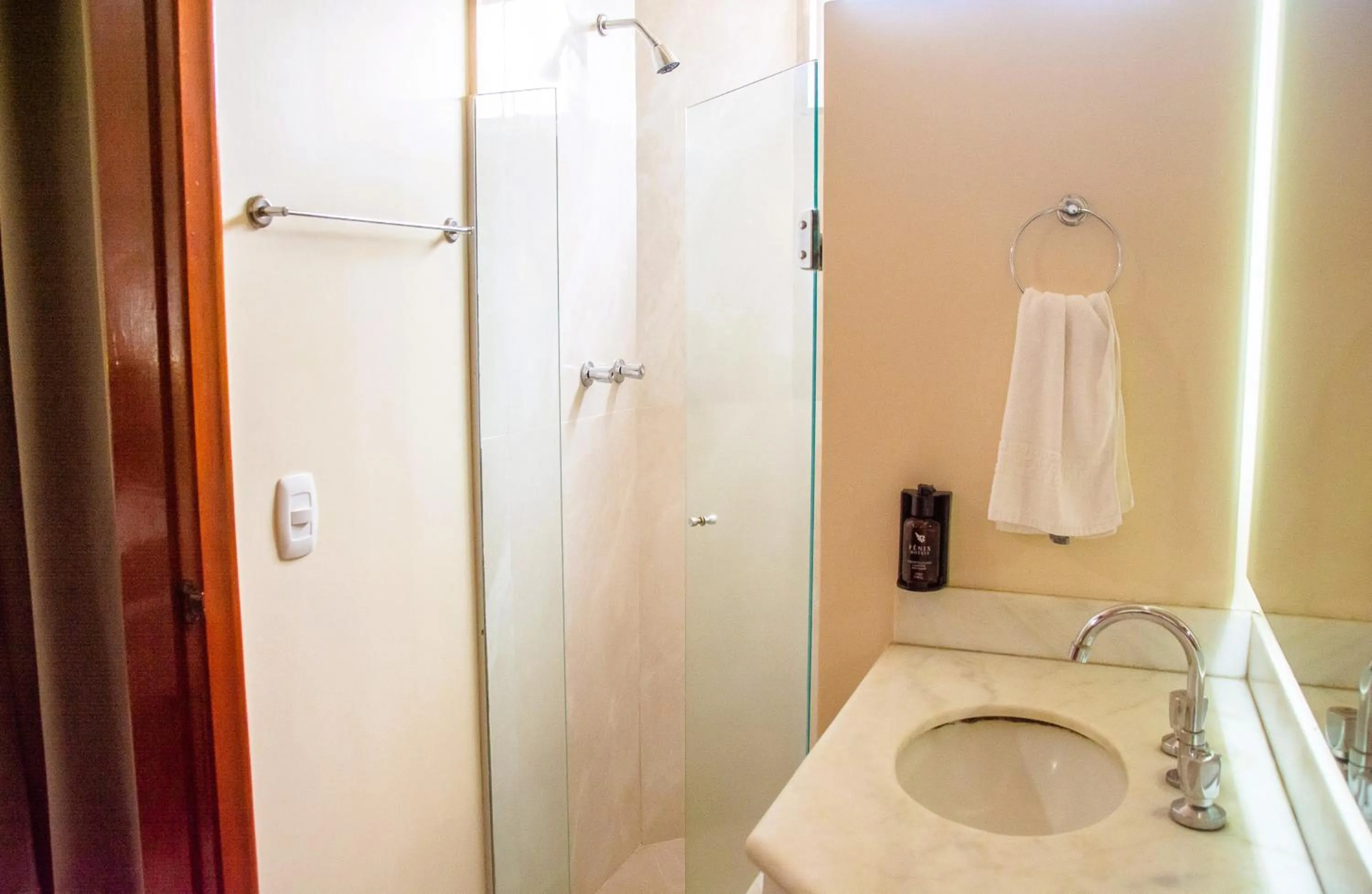 Bathroom in Fenix Hotel Pouso Alegre