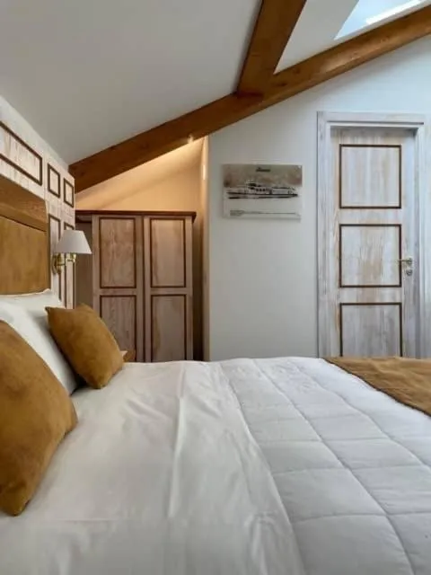 Bedroom, Bed in Il Belvedere