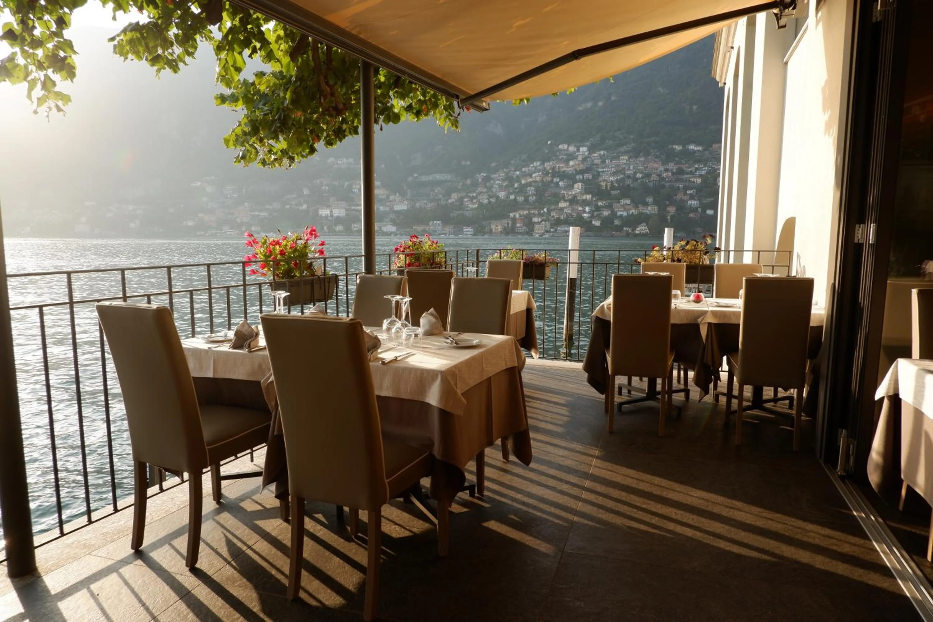 Restaurant/places to eat in Il Belvedere