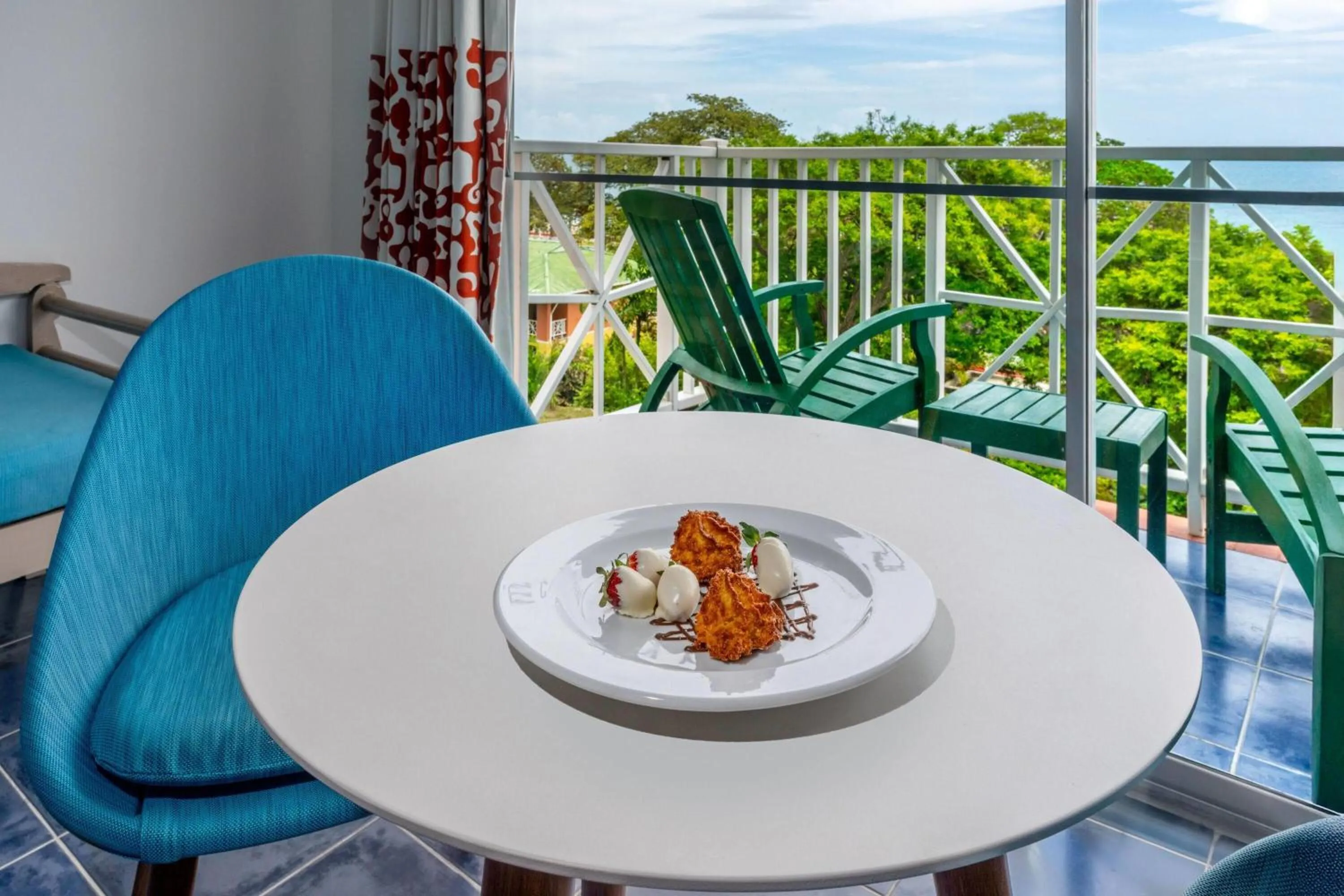 Photo of the whole room in Grand Decameron Panama, A Trademark All Inclusive Resort