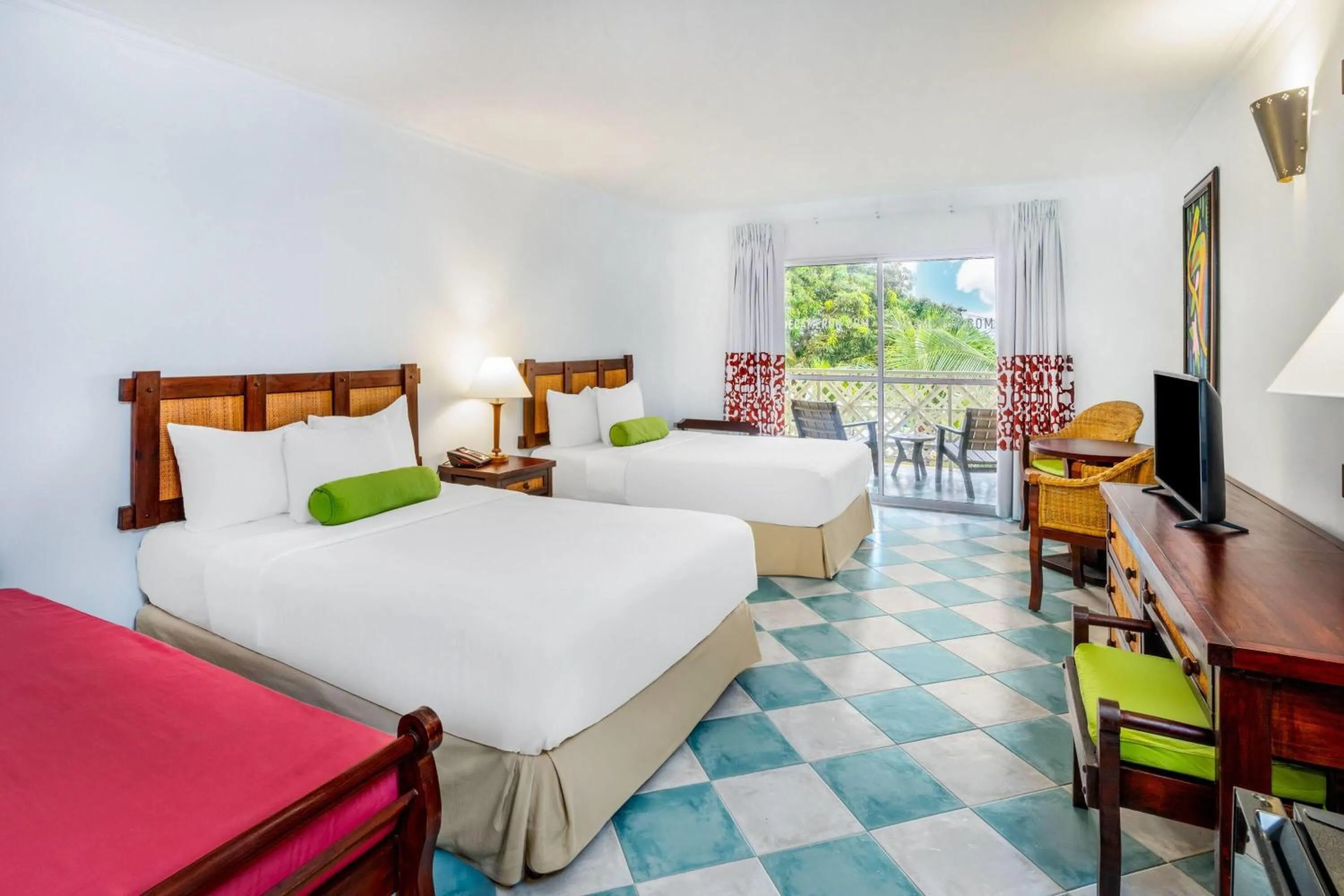 Photo of the whole room, Bed in Grand Decameron Panama, A Trademark All Inclusive Resort
