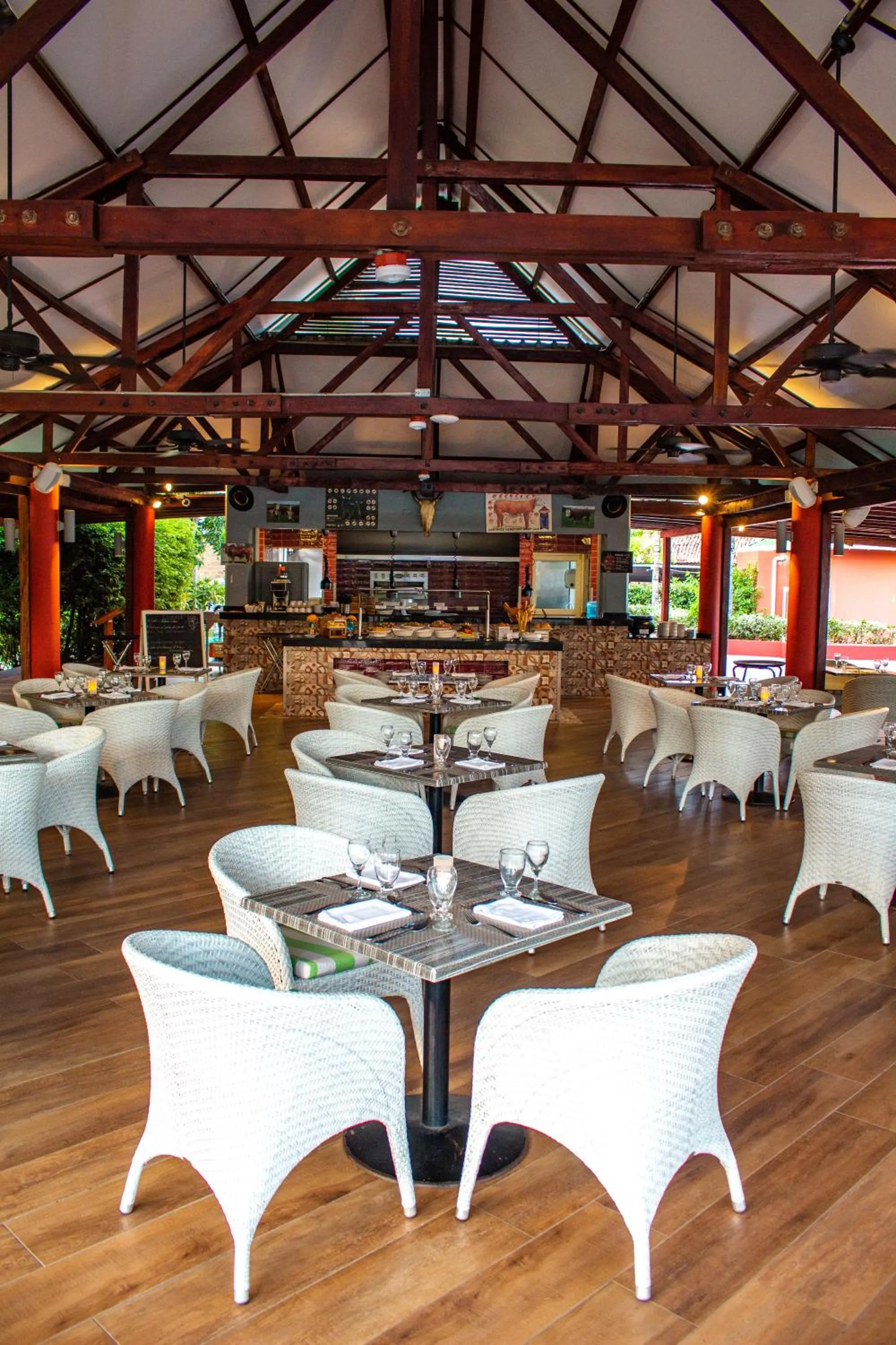 Restaurant/places to eat in Grand Decameron Panama, A Trademark All Inclusive Resort