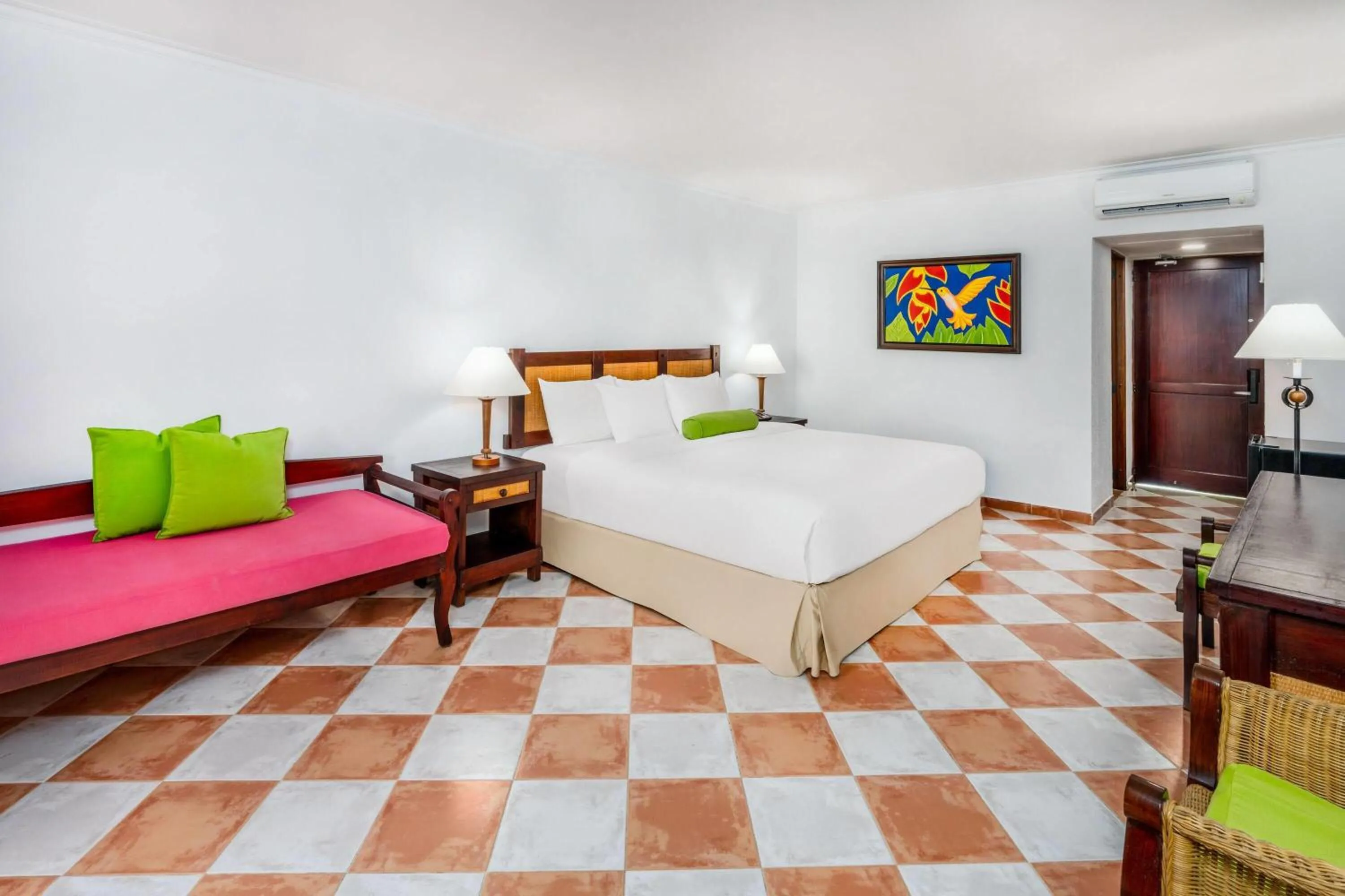 Photo of the whole room, Bed in Grand Decameron Panama, A Trademark All Inclusive Resort