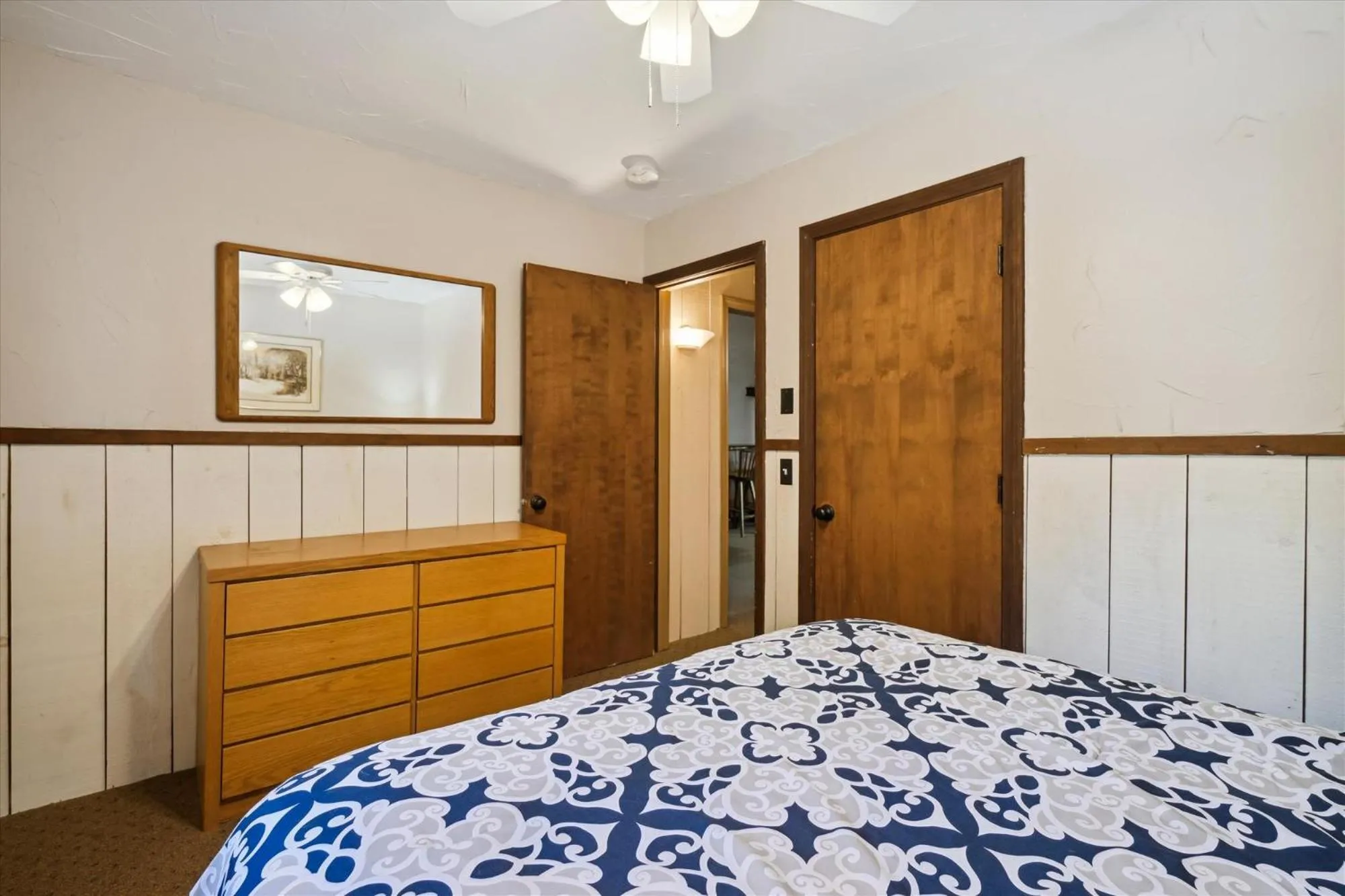 Bed in 4-Bedroom Townhouse with Sauna Snow Flake