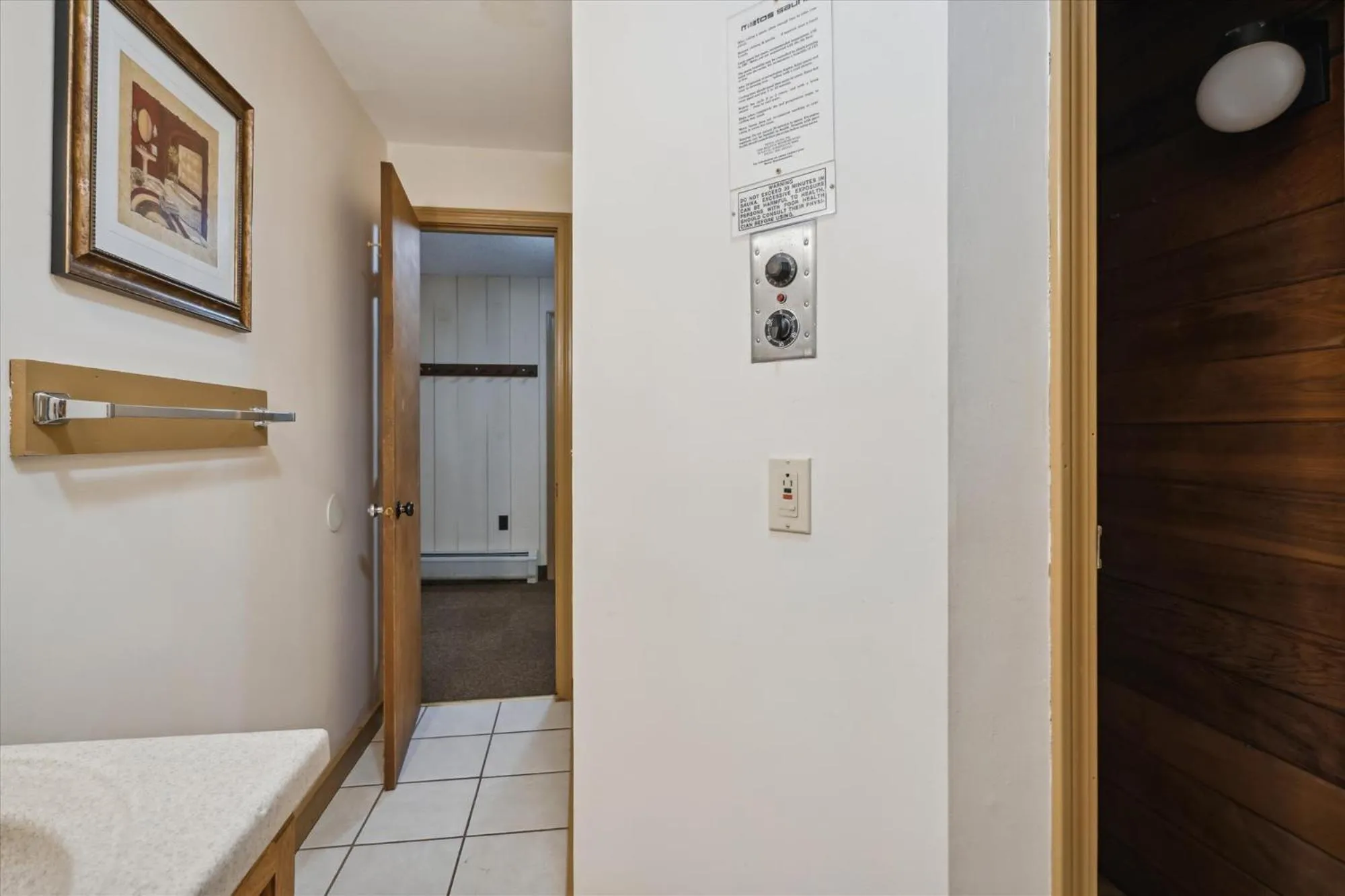Bathroom, Bed in 4-Bedroom Townhouse with Sauna Snow Flake