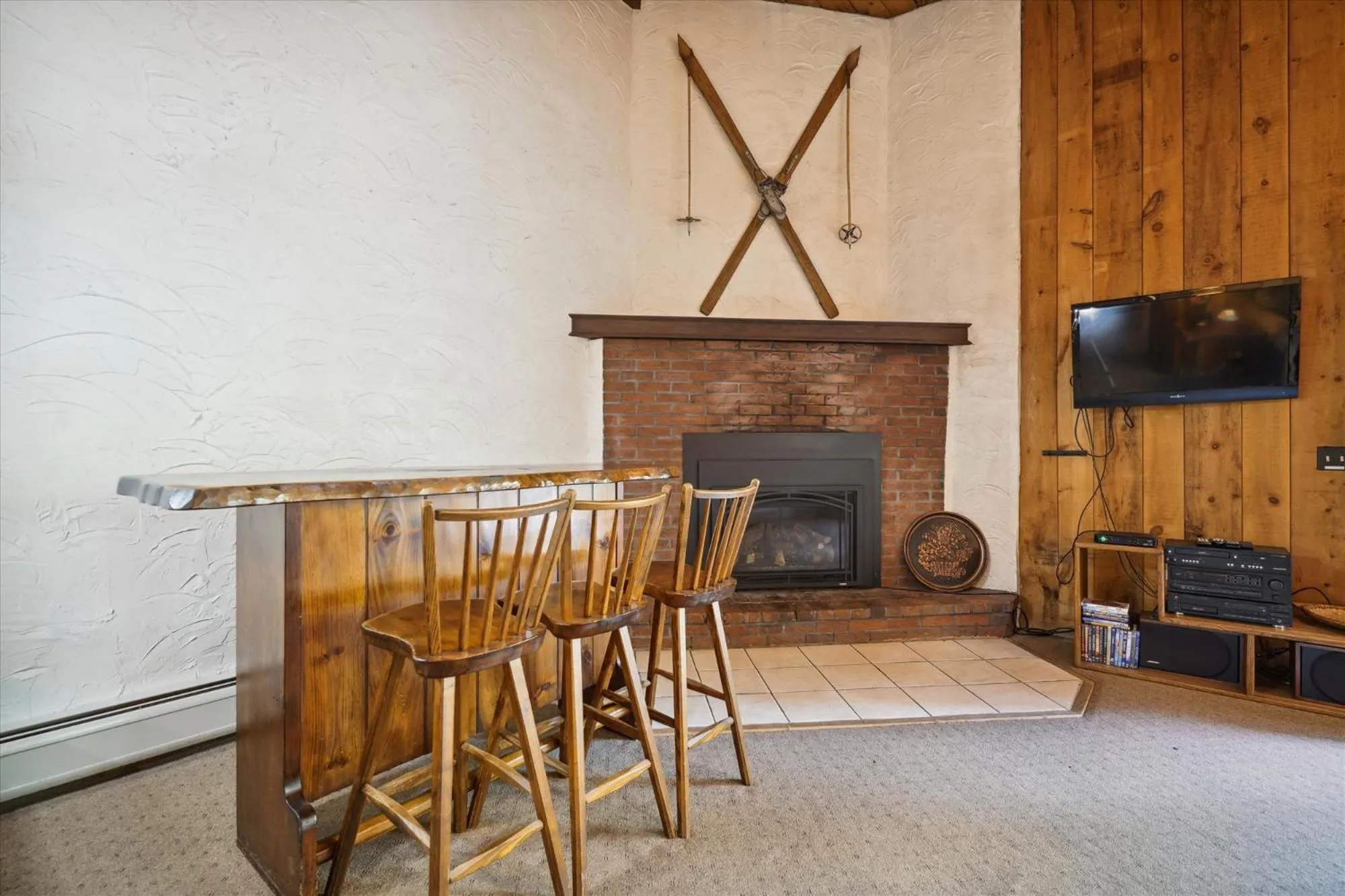 flat iron in 4-Bedroom Townhouse with Sauna Snow Flake