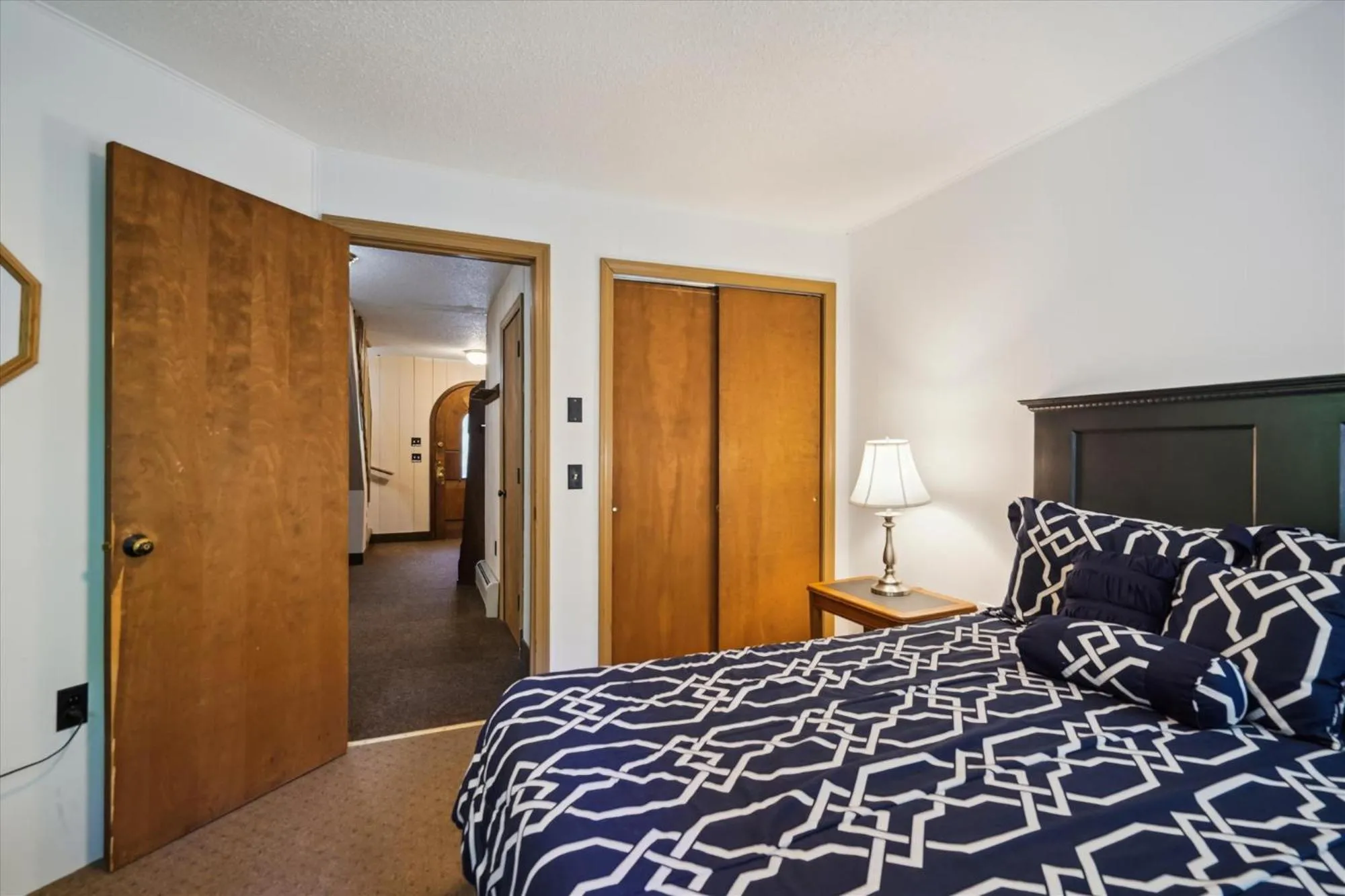 Bed in 4-Bedroom Townhouse with Sauna Snow Flake