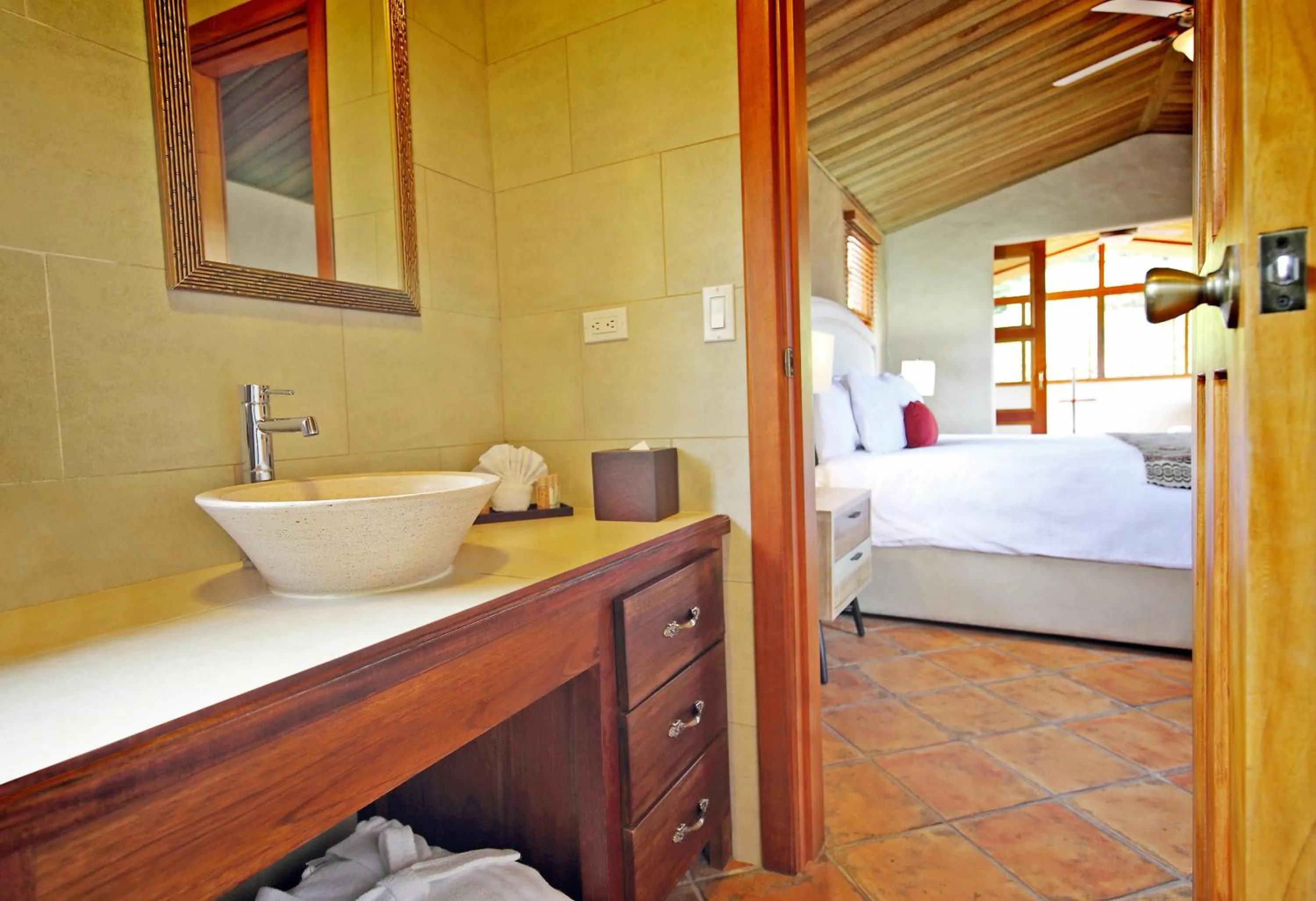 Bathroom, Bed in Los Establos Boutique Resort - All Inclusive