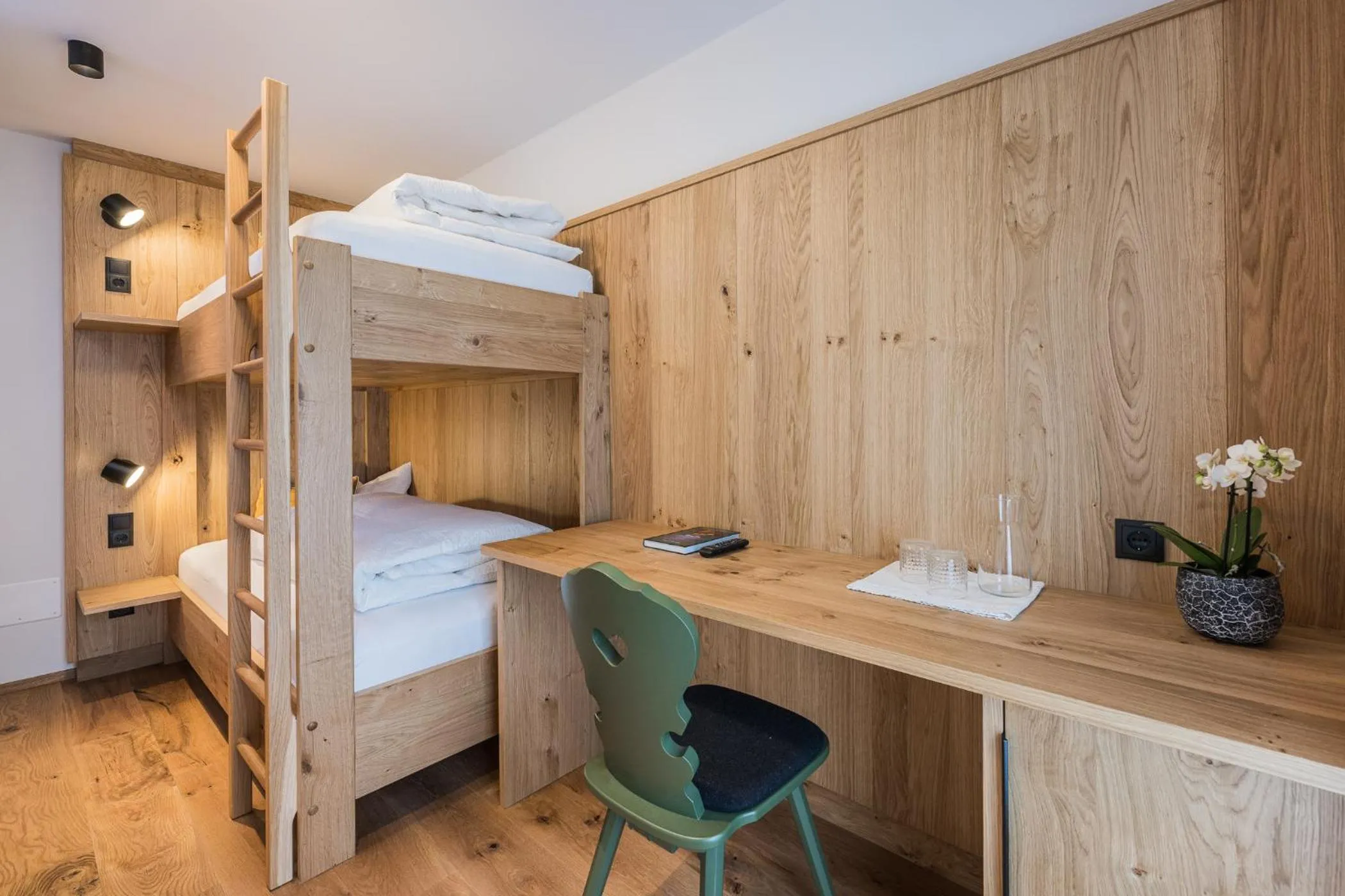 Bed in Gasthof Albergo Dolomiten