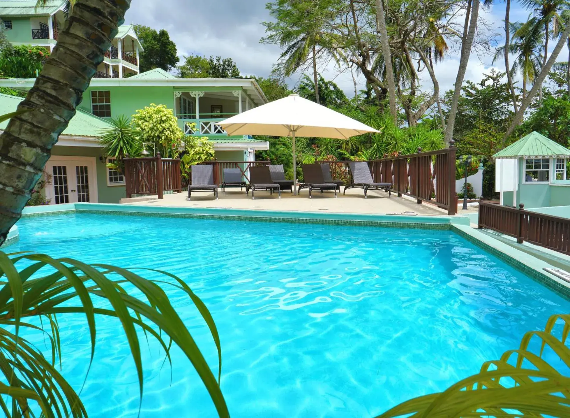 Swimming pool in Marigot Beach Club & Dive Resort Swimming pool in Marigot Beach Club & Dive Resort