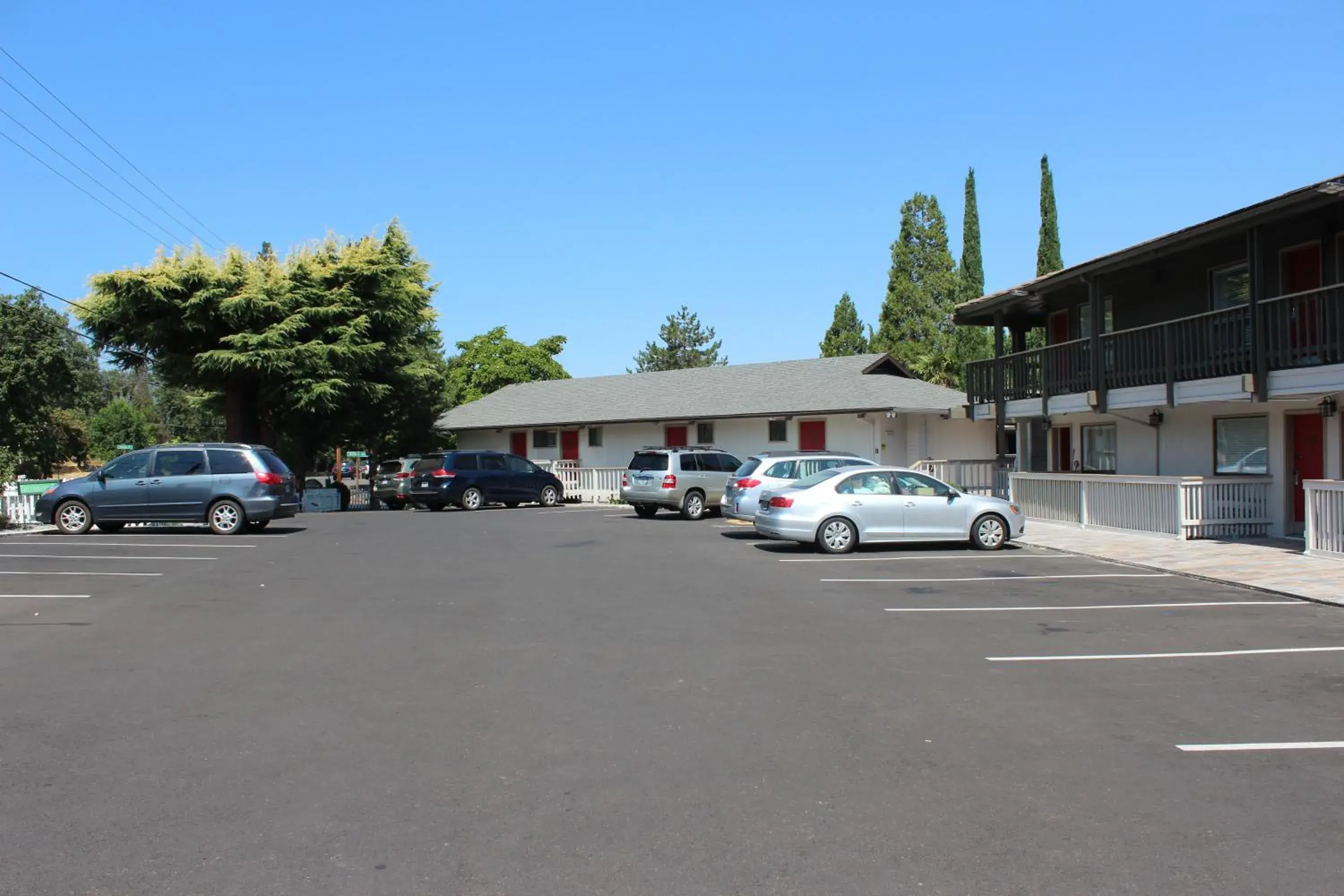Property building in Cedarwood Inn of Ashland Property building in Cedarwood Inn of Ashland