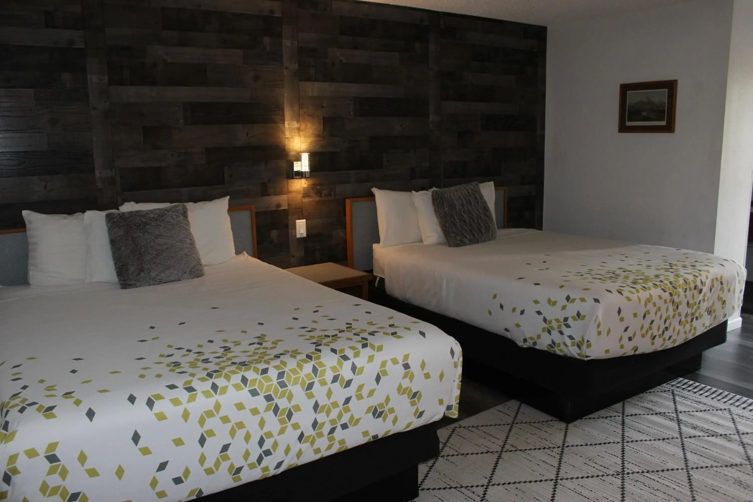 Bed in Cedarwood Inn of Ashland Bed in Cedarwood Inn of Ashland