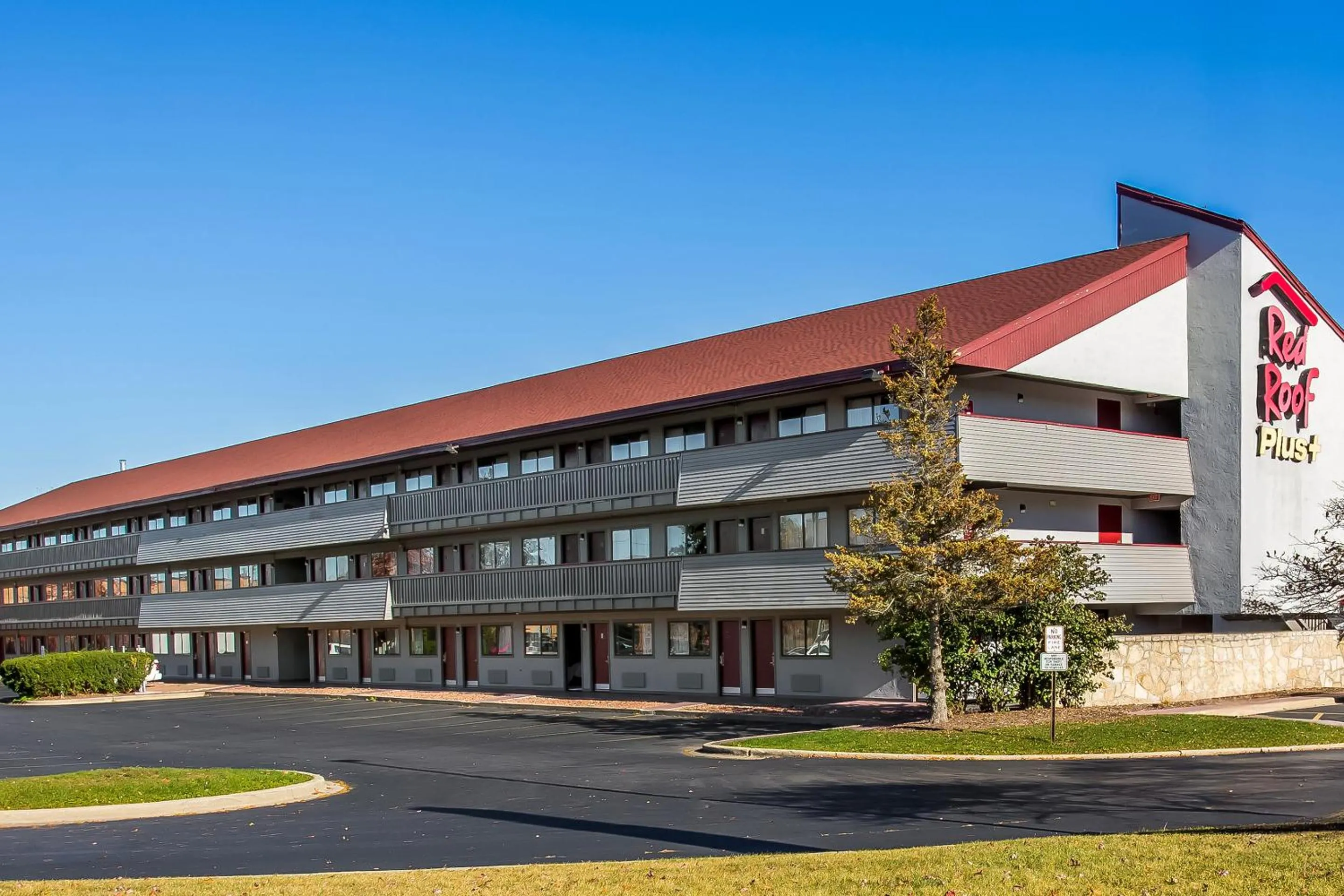 View (from property/room) in Red Roof PLUS Chicago - Hoffman Estates
