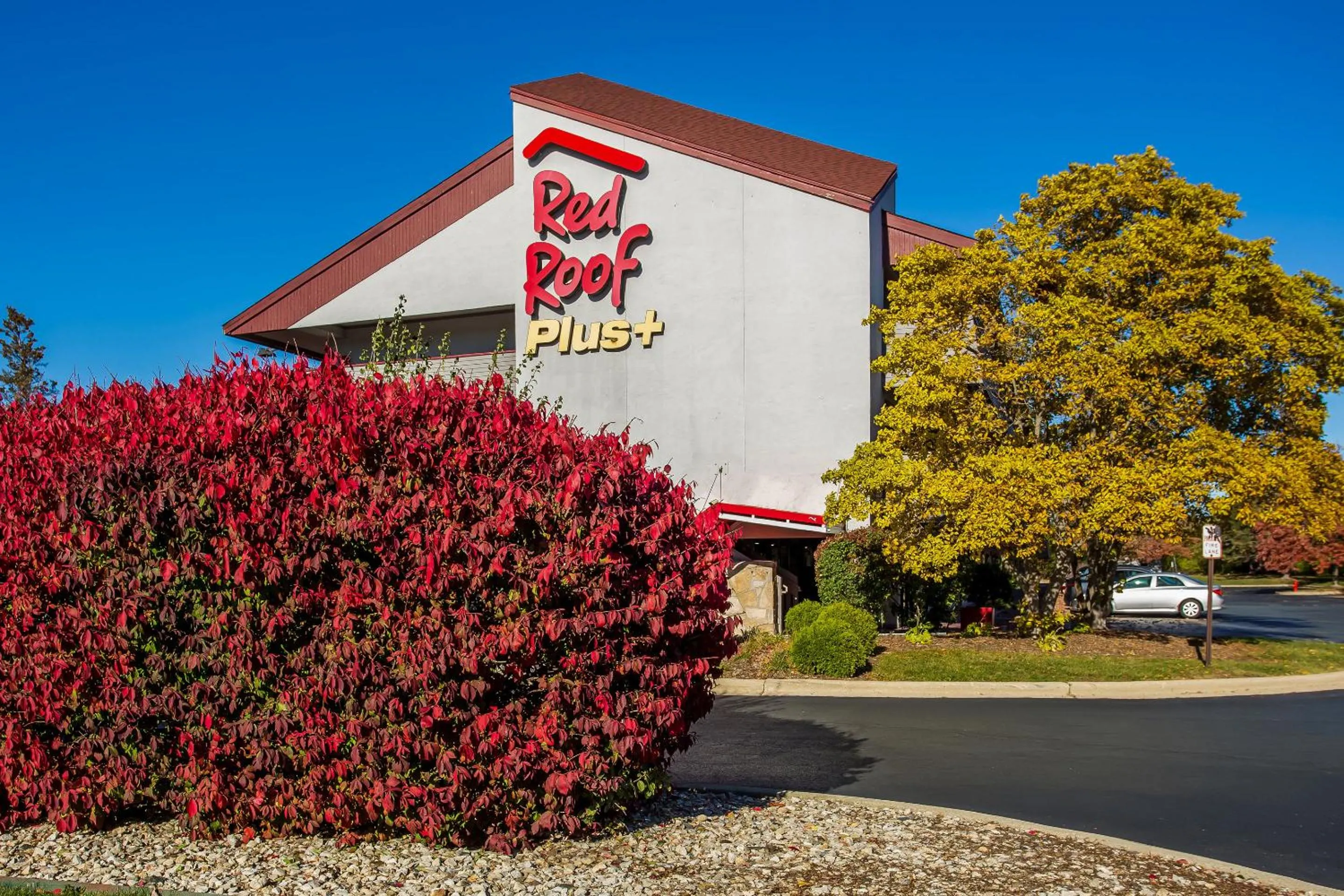 Property building in Red Roof PLUS Chicago - Hoffman Estates