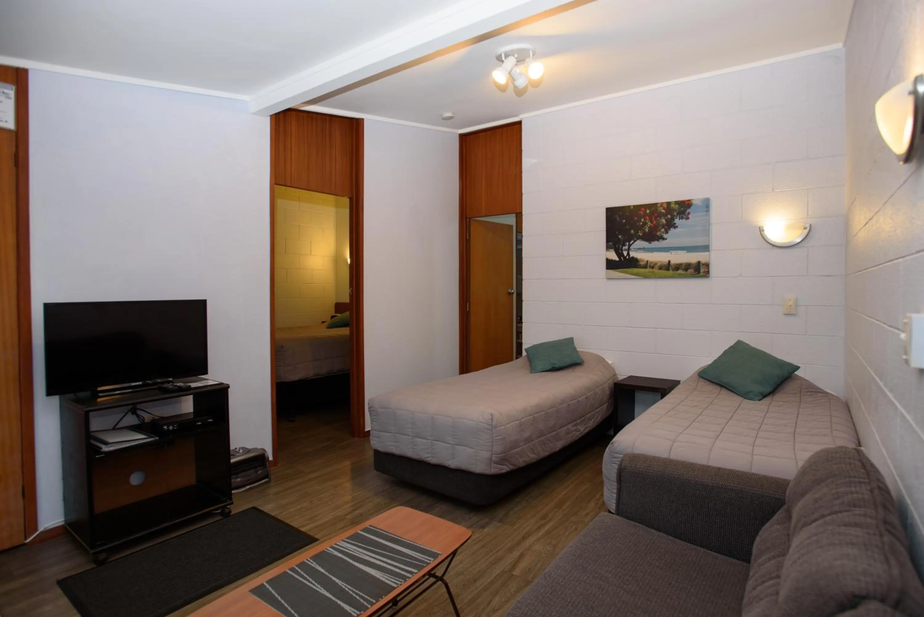 Living room in Kauri Lodge Motel