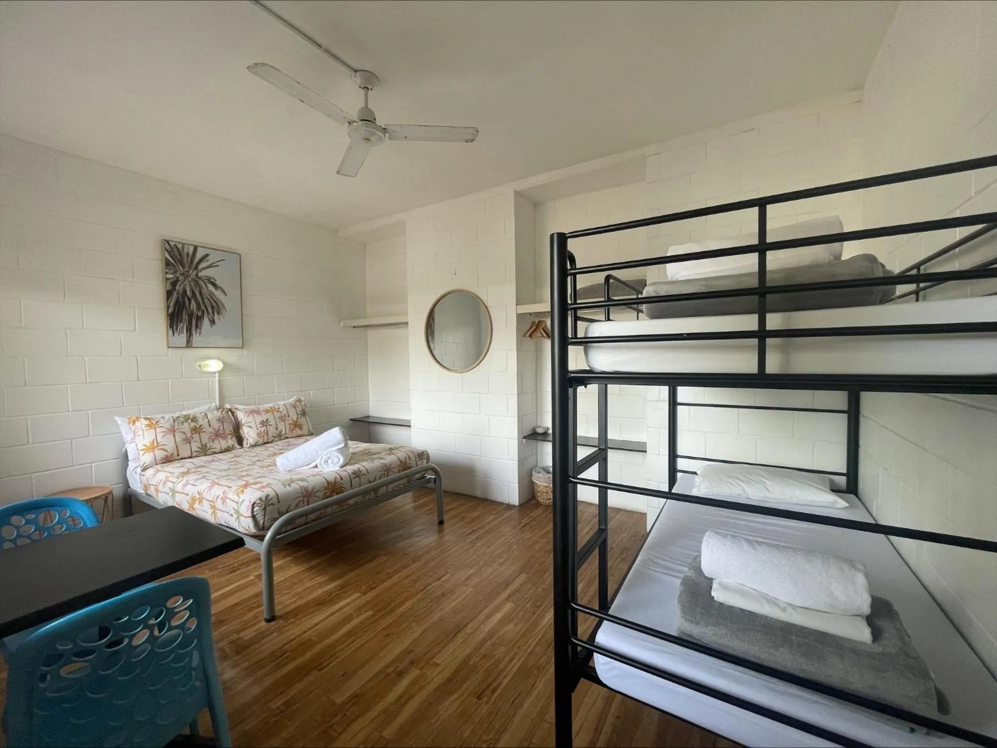 Bed in YHA Coolangatta Gold Coast