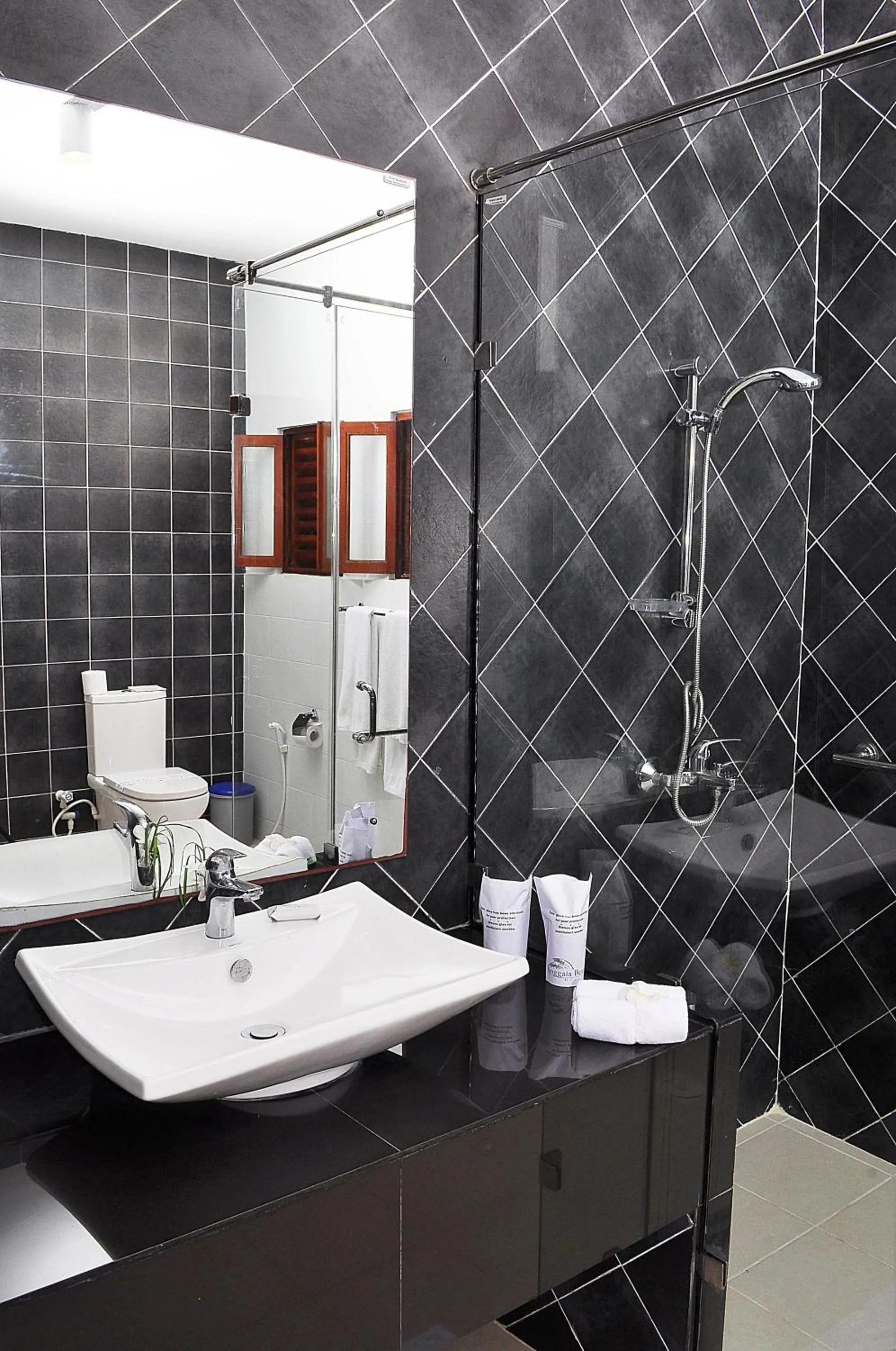 Bathroom in Koggala Beach Hotel