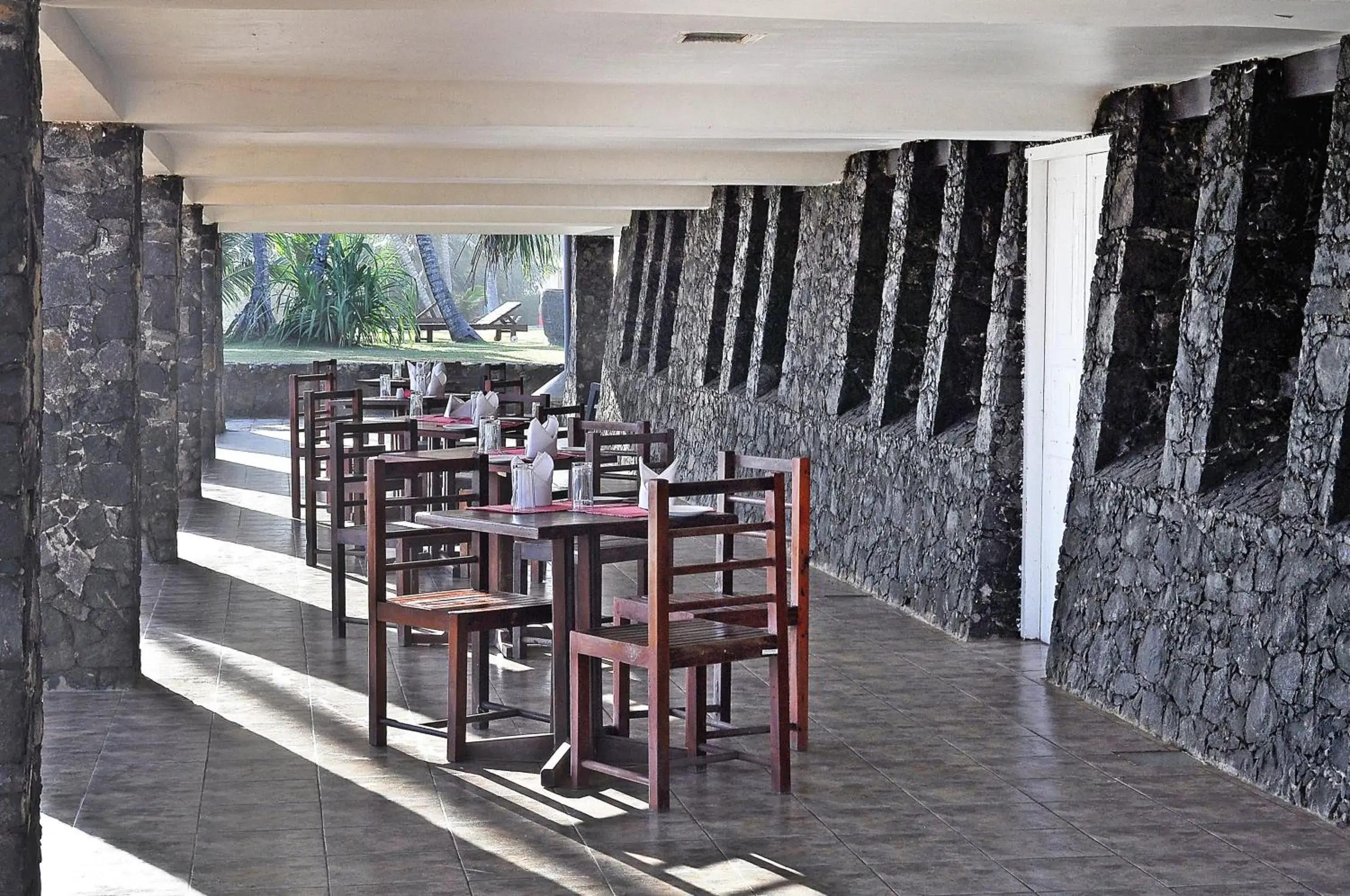 Restaurant/places to eat in Koggala Beach Hotel Restaurant/places to eat in Koggala Beach Hotel