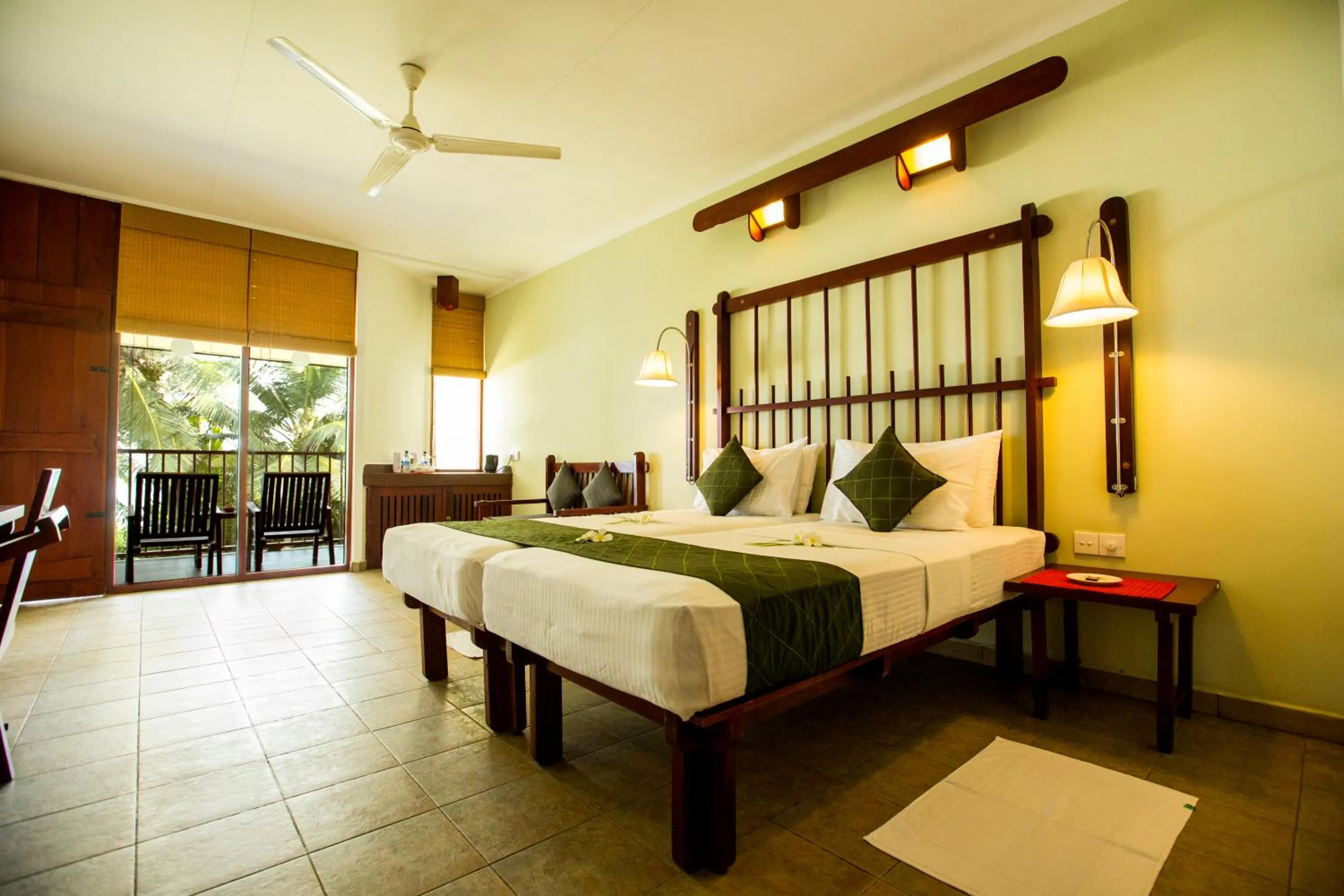 Bedroom, Bed in Koggala Beach Hotel