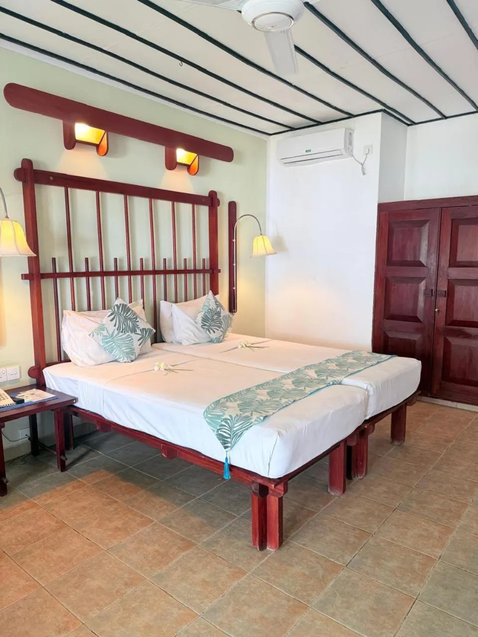 Bed in Koggala Beach Hotel
