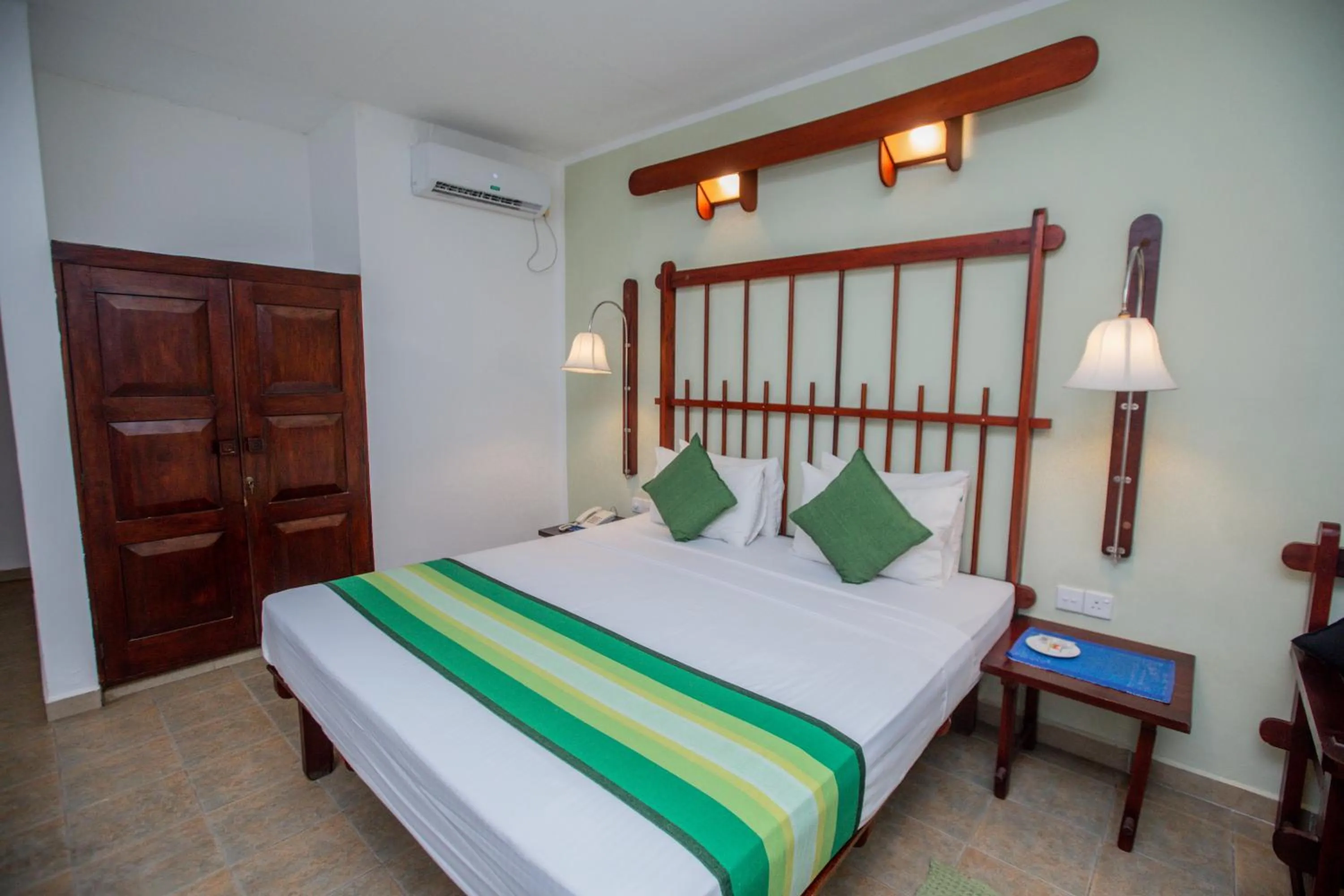 Bed in Koggala Beach Hotel