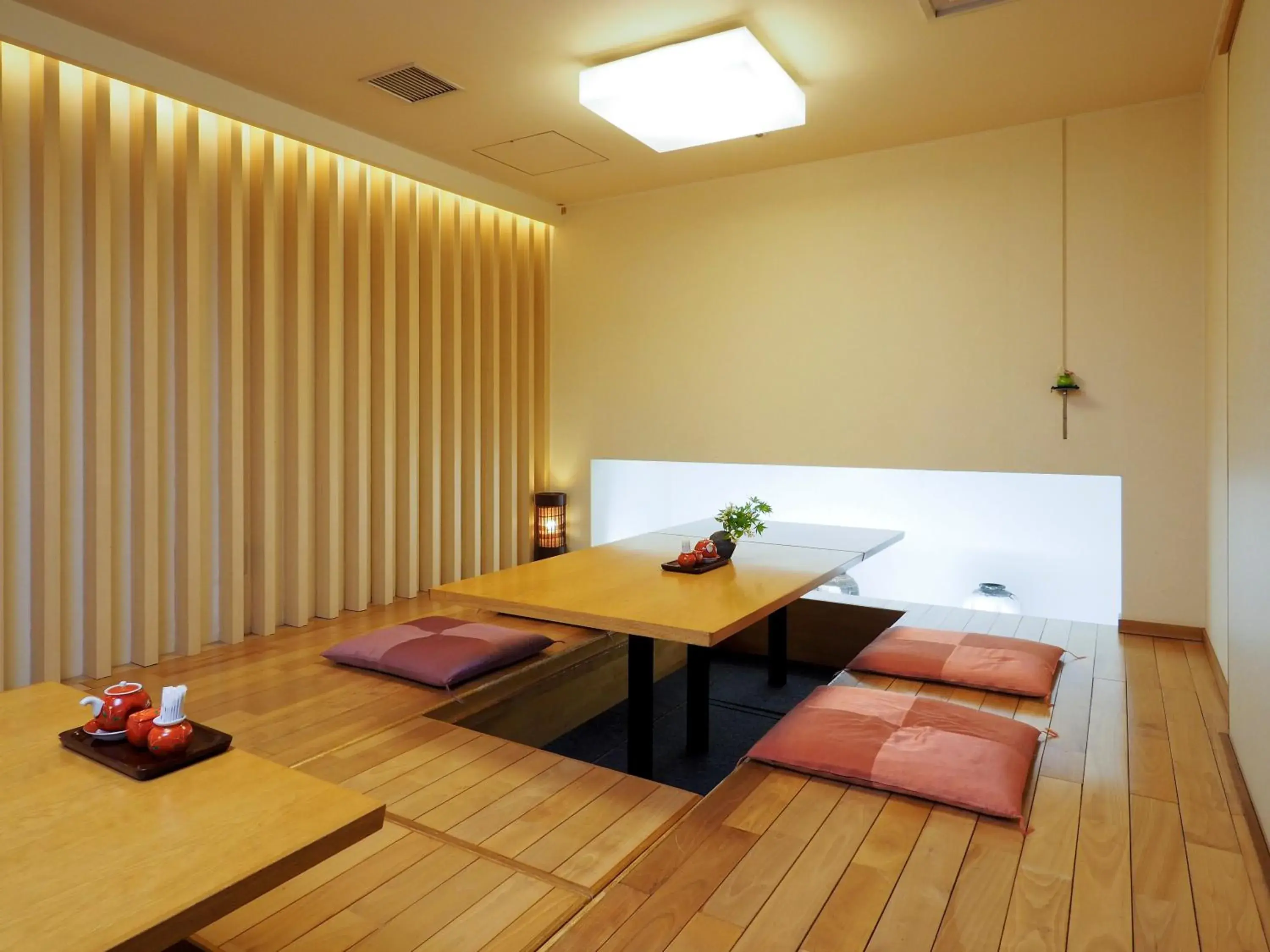 Restaurant/places to eat, Bed in Clayton Bay Hotel Restaurant/places to eat, Bed in Clayton Bay Hotel