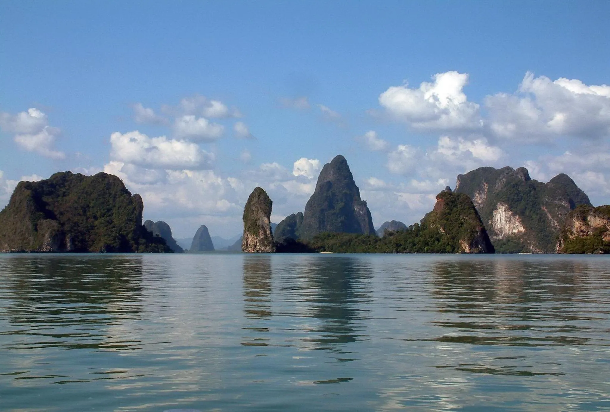 Day in Tha Lane Bay Villas