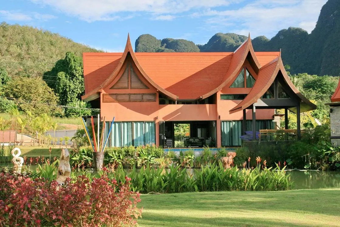 Property building in Tha Lane Bay Villas