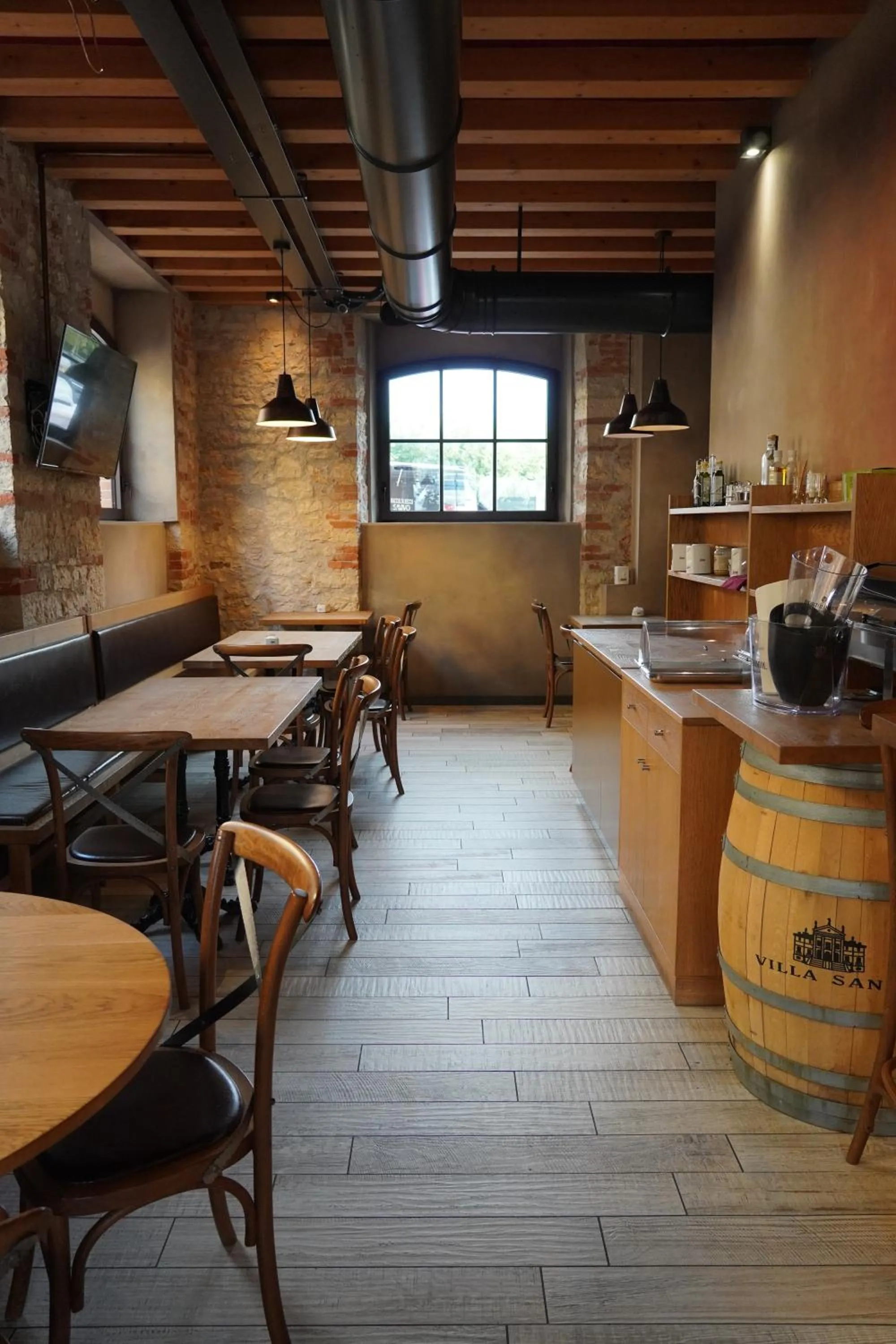 Lounge or bar in NUOVA FILANDA Rooms and More