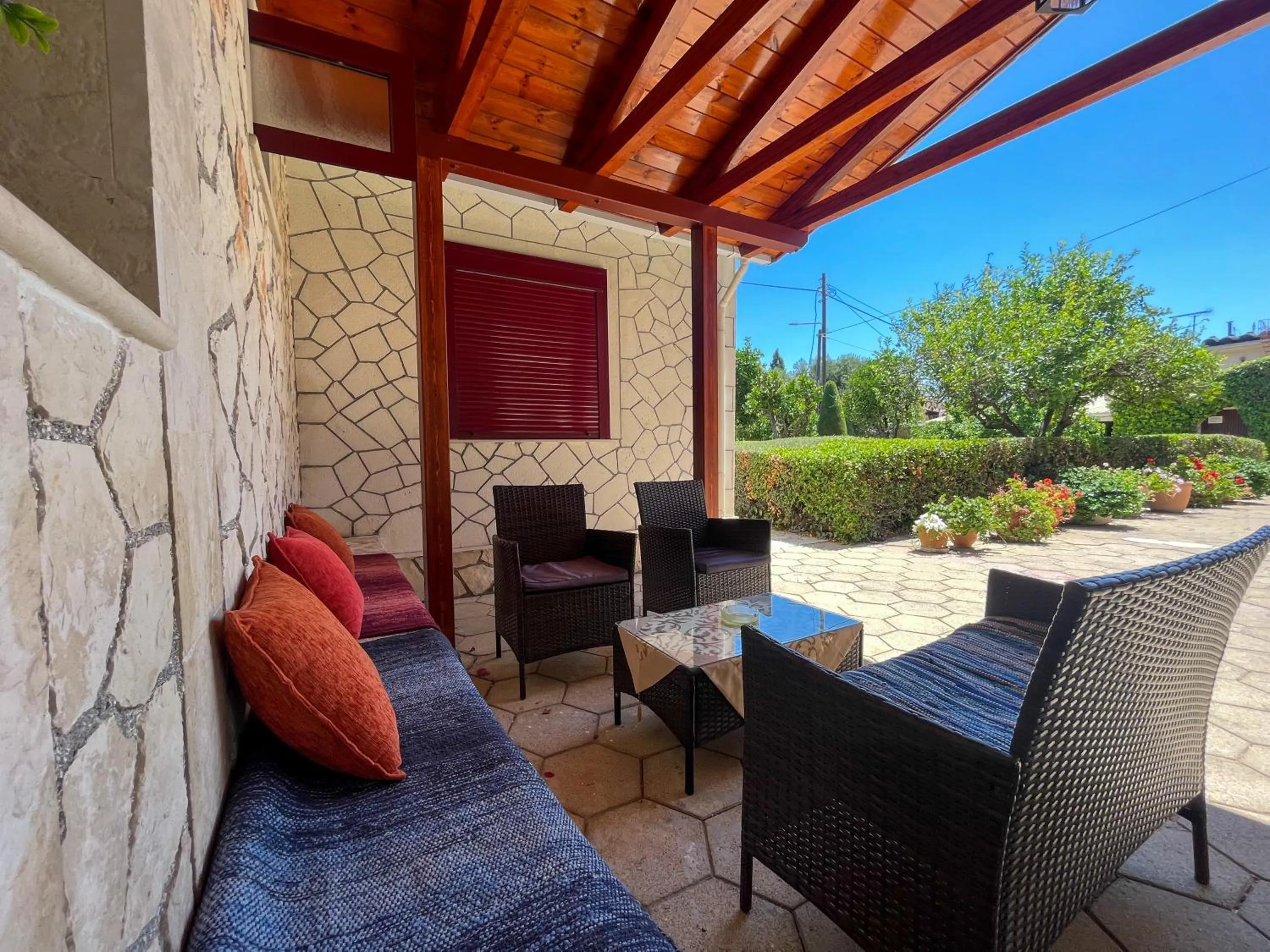 Balcony/Terrace in Pettas Apartments
