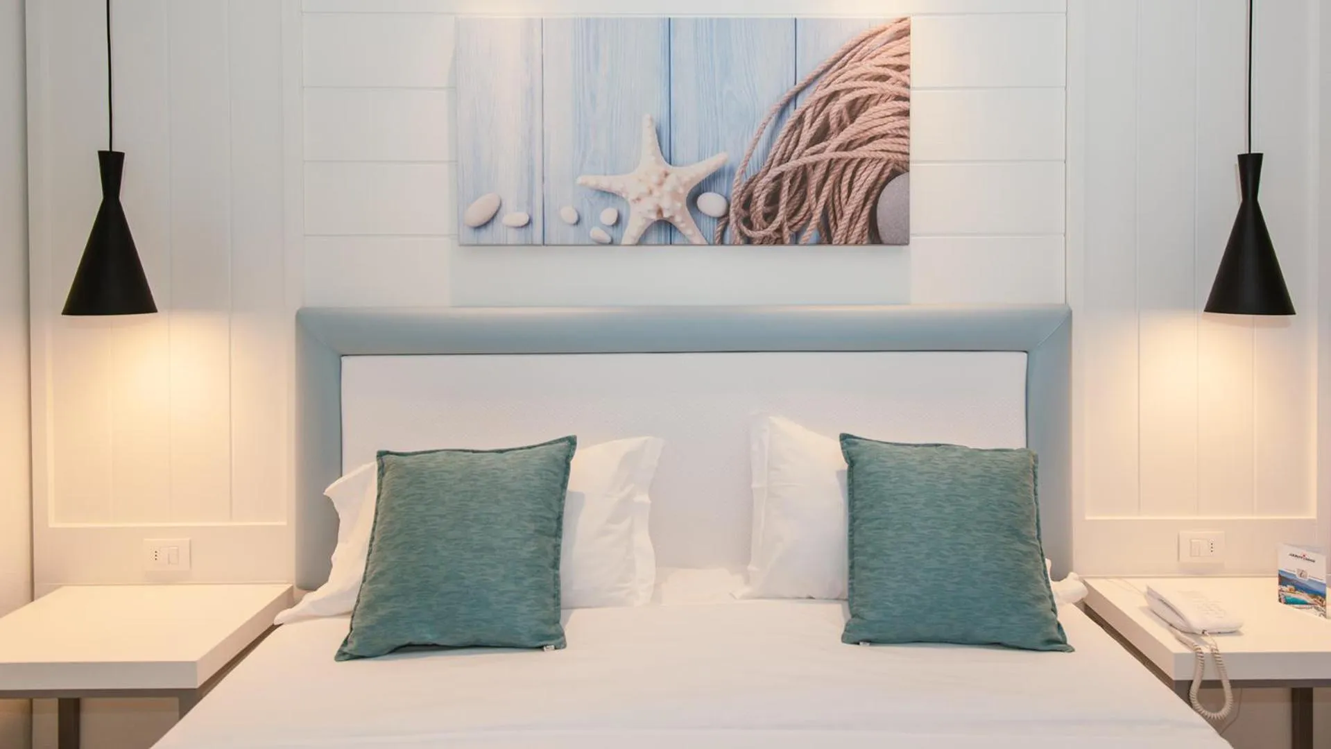 Bed in Mangia's Pollina Resort