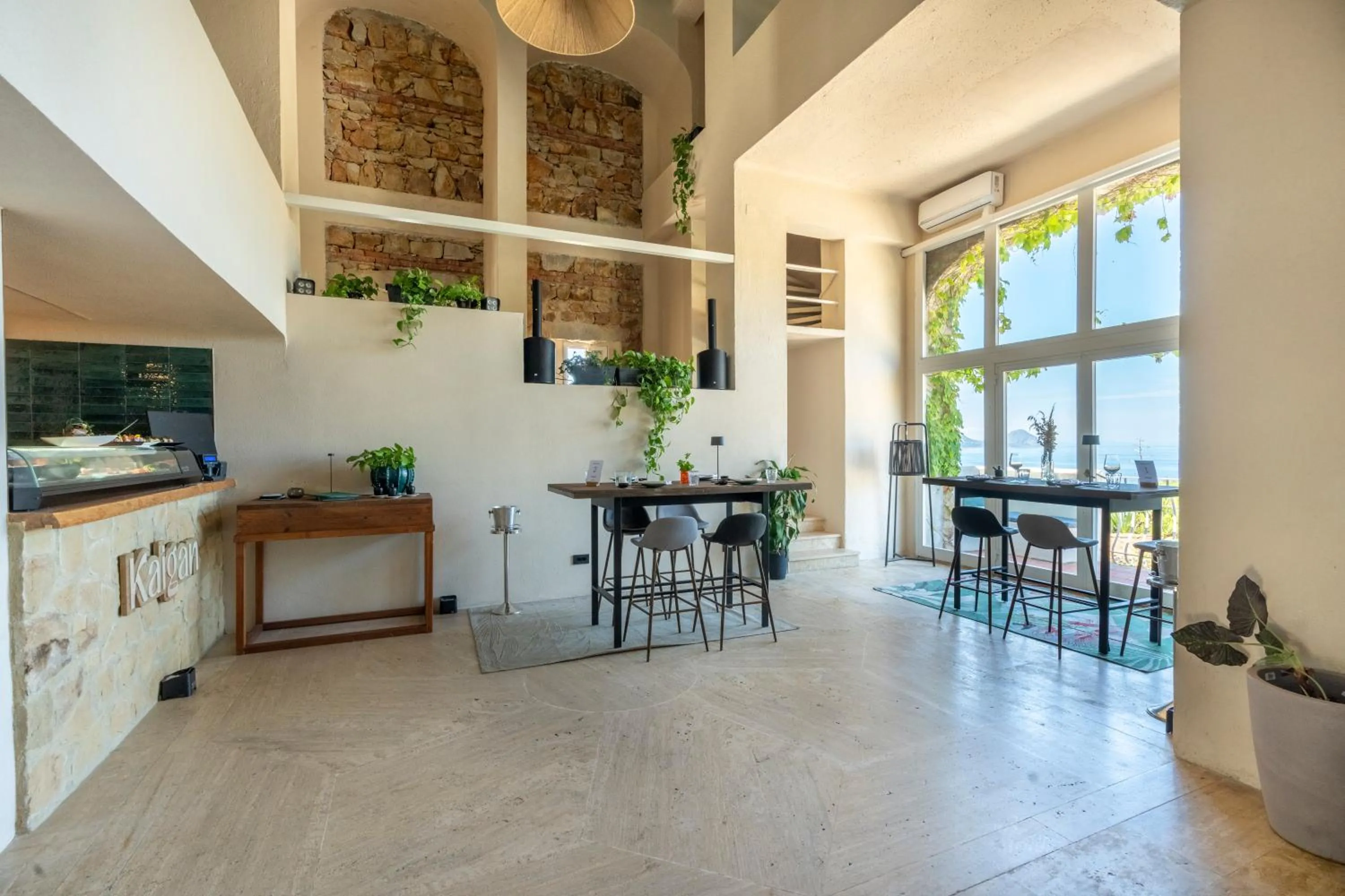 Restaurant/places to eat in Mangia's Pollina Resort