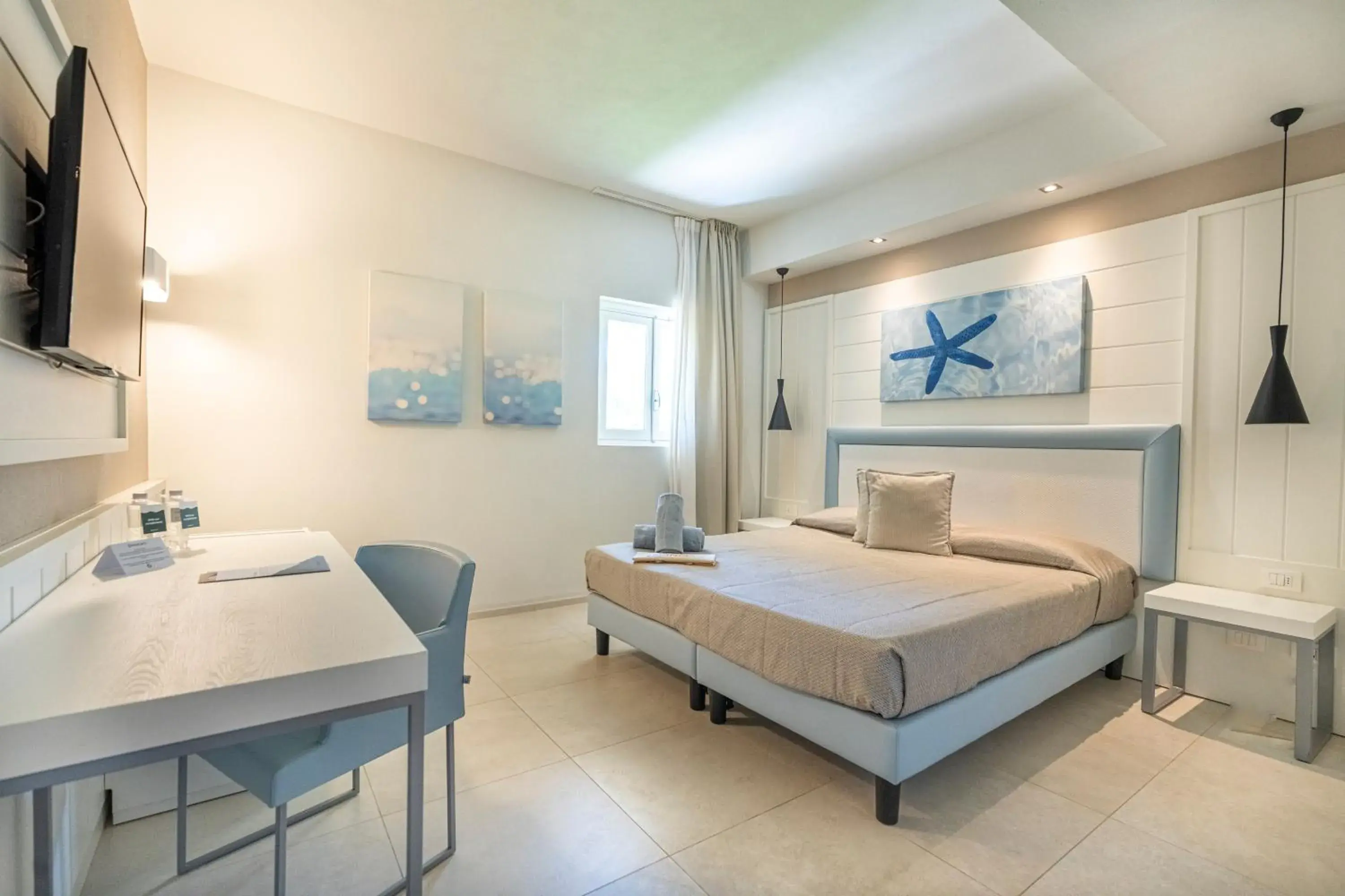 Bedroom, Bed in Mangia's Pollina Resort Bedroom, Bed in Mangia's Pollina Resort