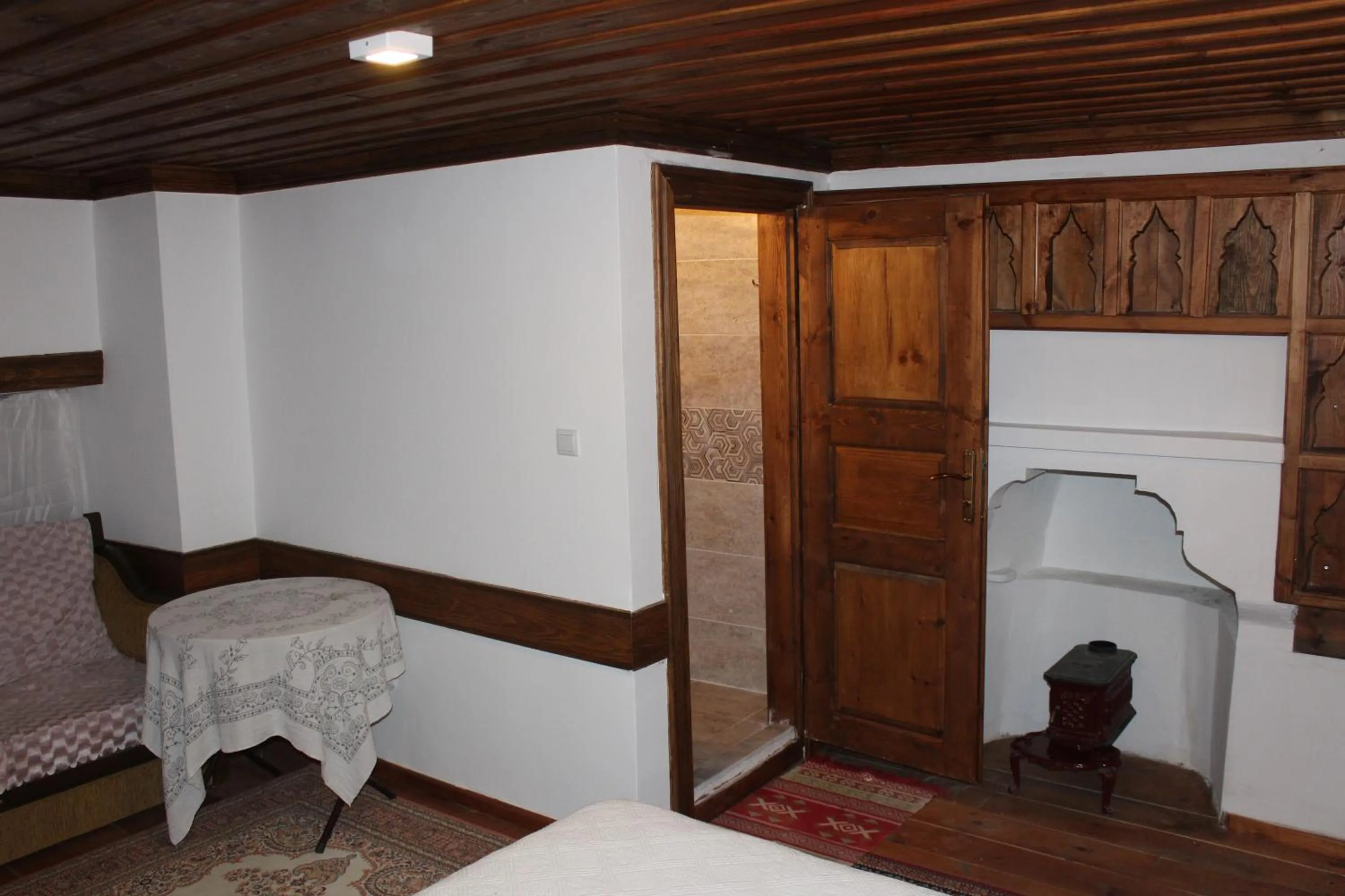 Photo of the whole room, Bed in Yorgancıoglu Konak