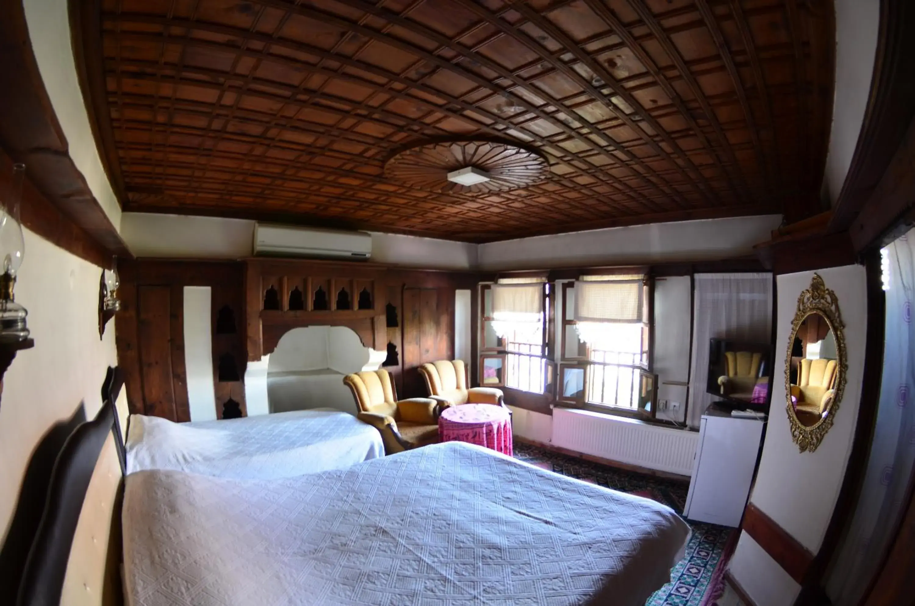 Standard Triple Room in Yorgancıoglu Konak Standard Triple Room in Yorgancıoglu Konak