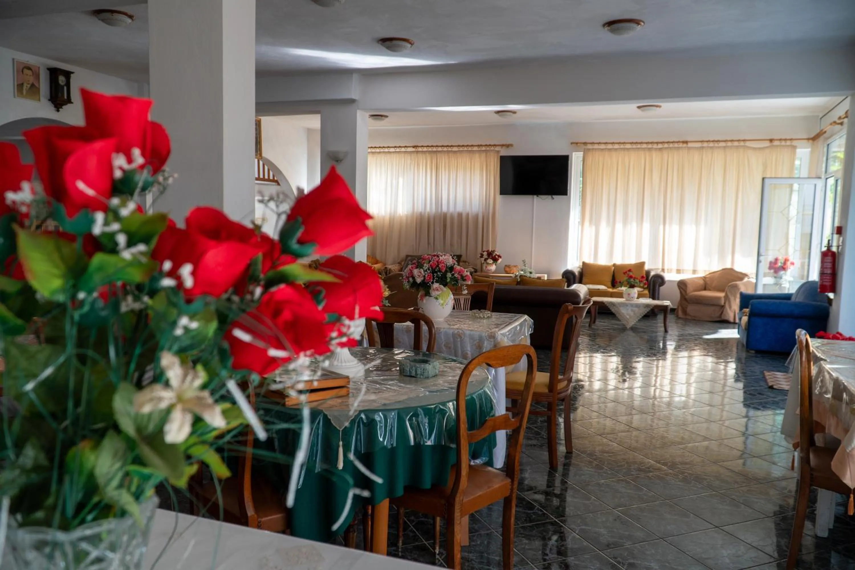Area and facilities in Pagona Hotel