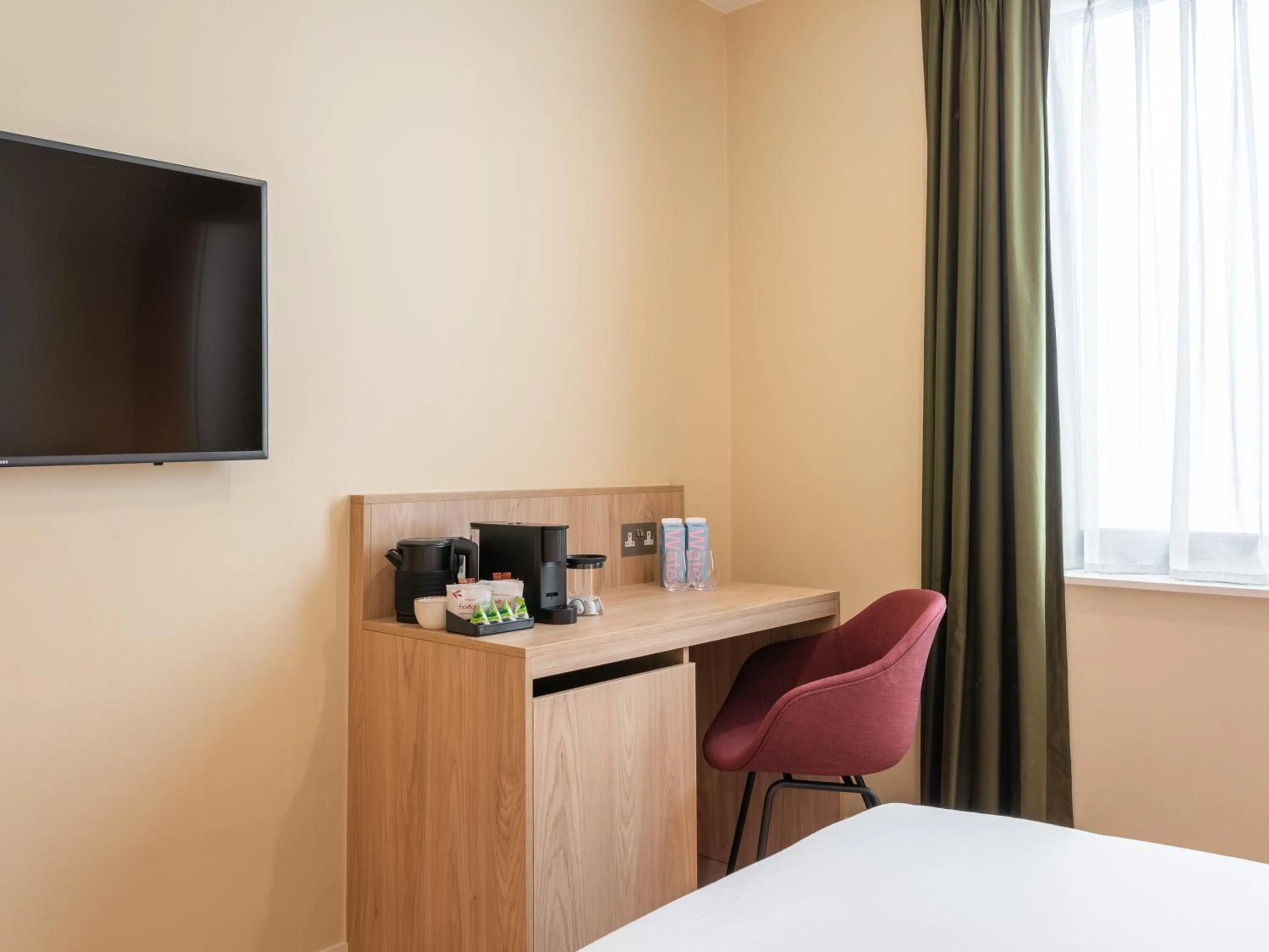 Bed in Numa Brighton Pavilion