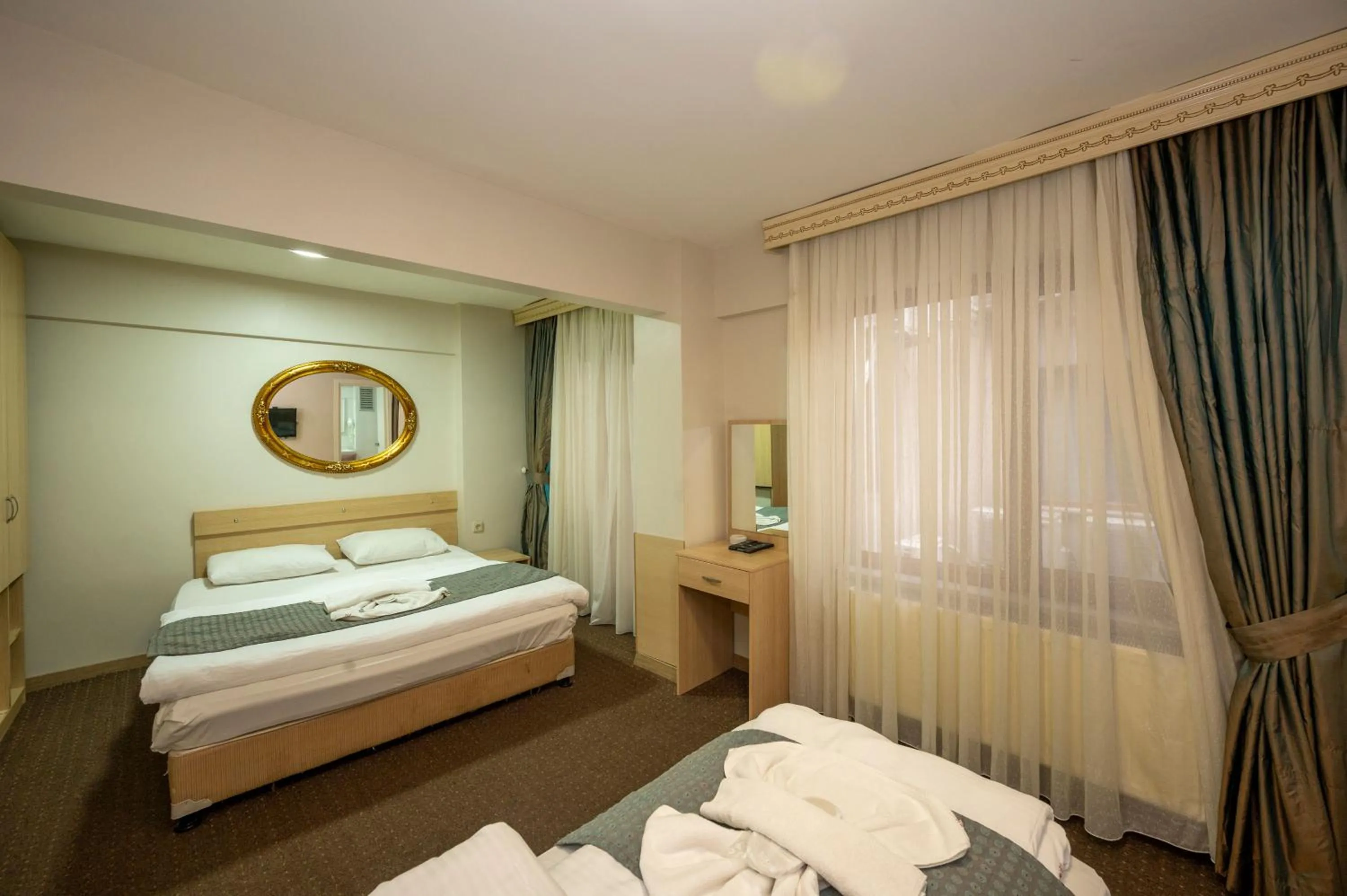 Photo of the whole room, Bed in Hotel Melita